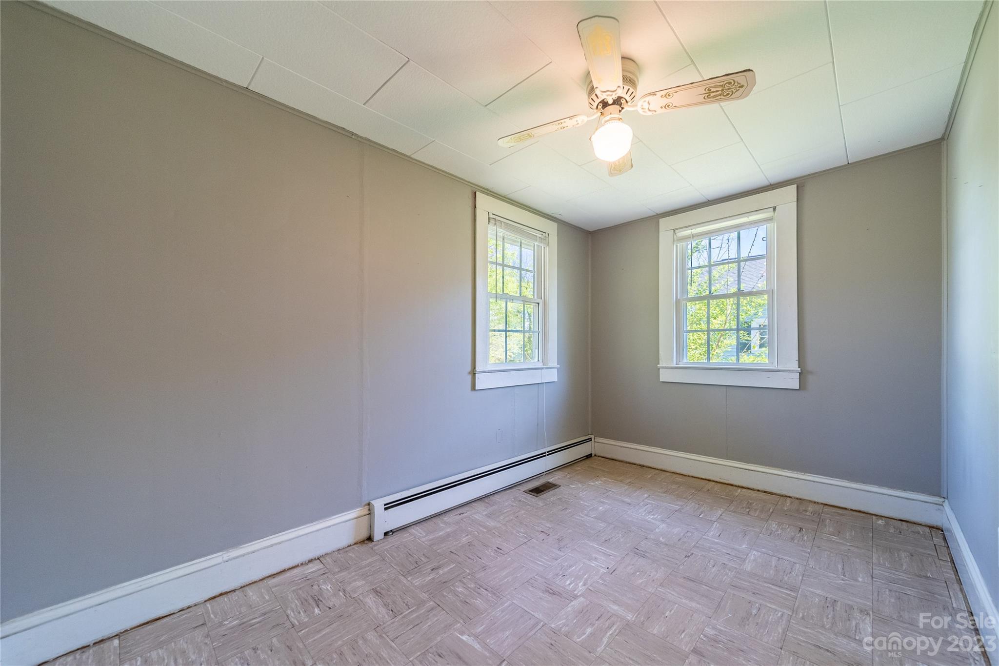 304 Garrou Avenue SE