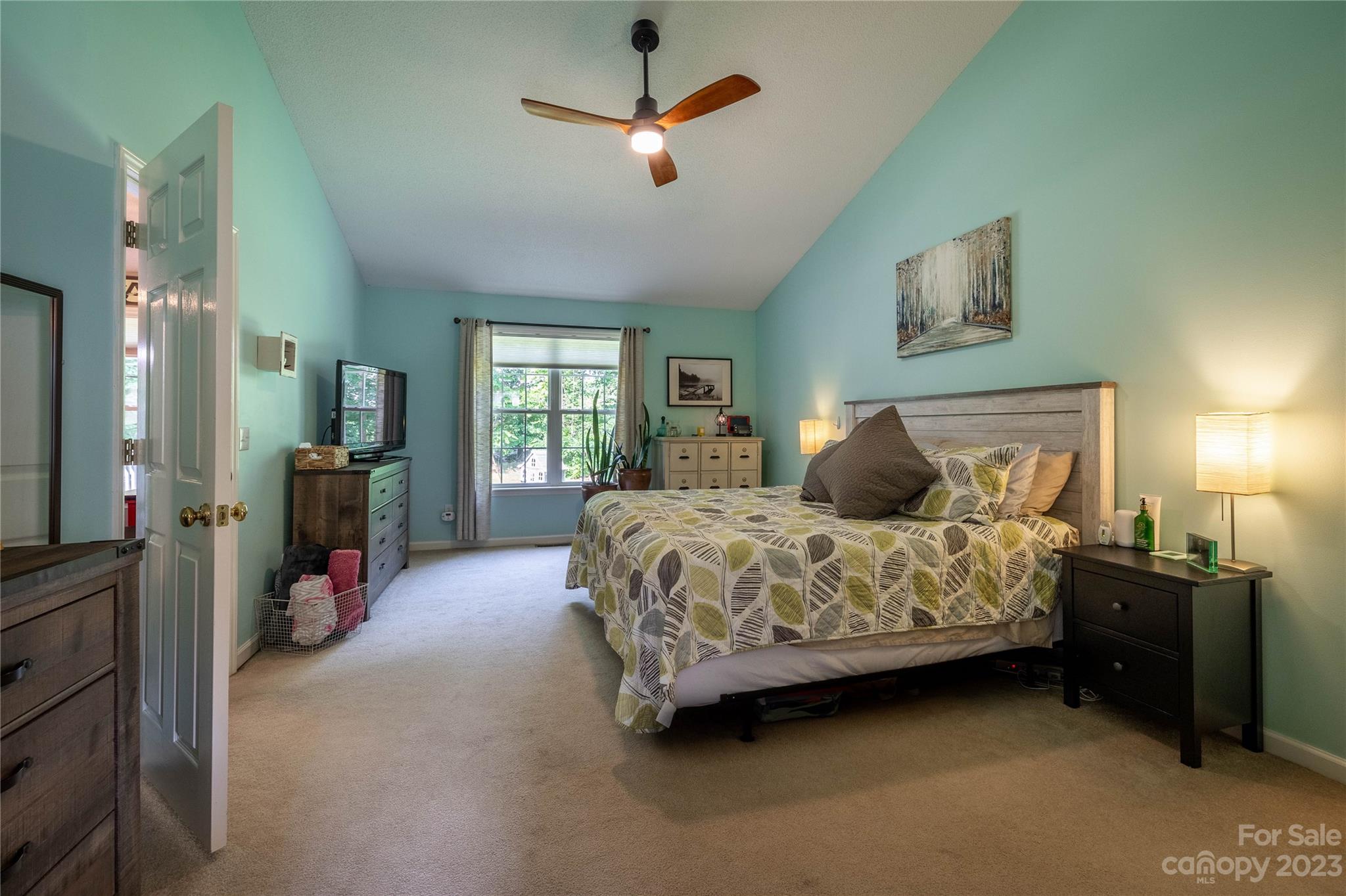 4331 Acorn Trace