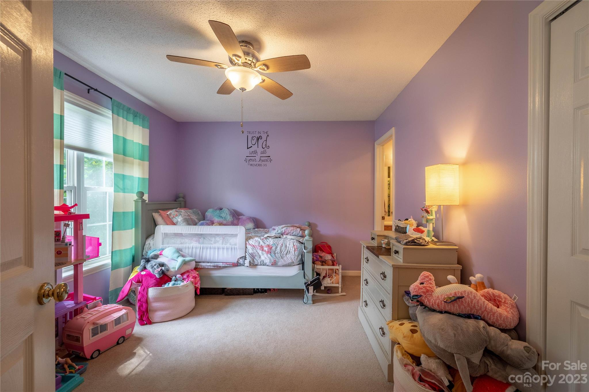 4331 Acorn Trace