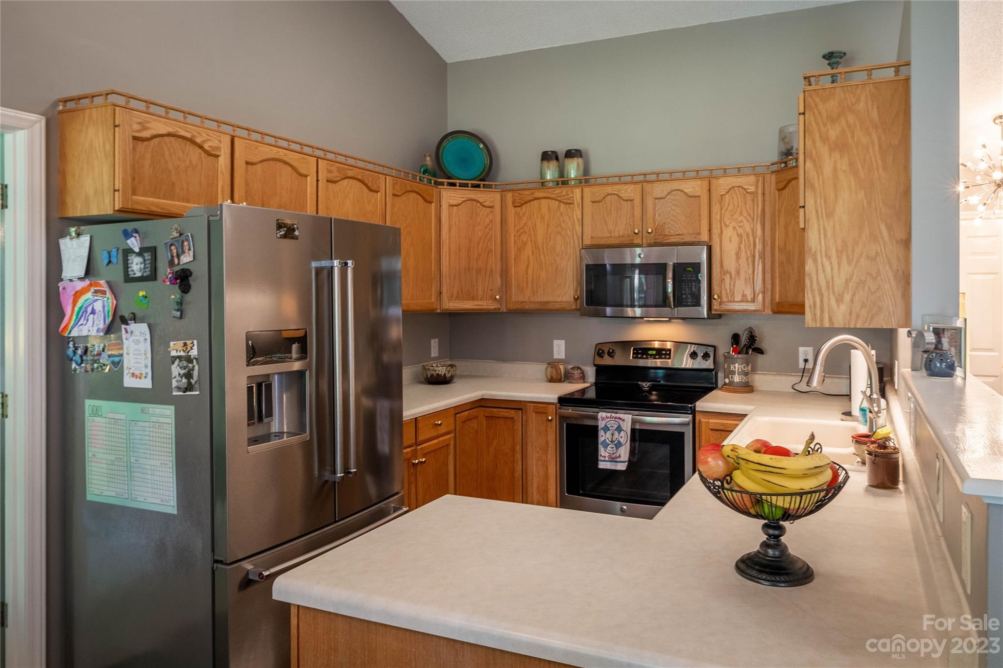 4331 Acorn Trace