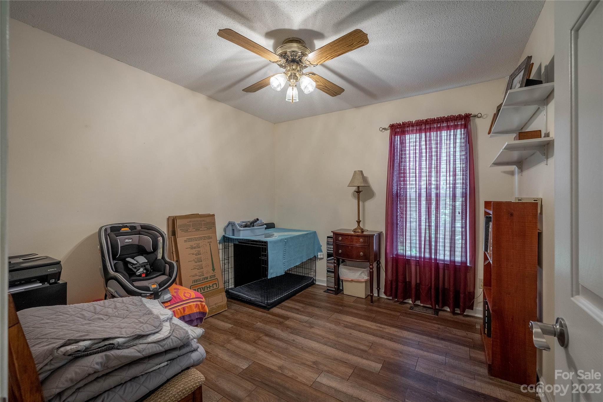 22 Hillside Avenue