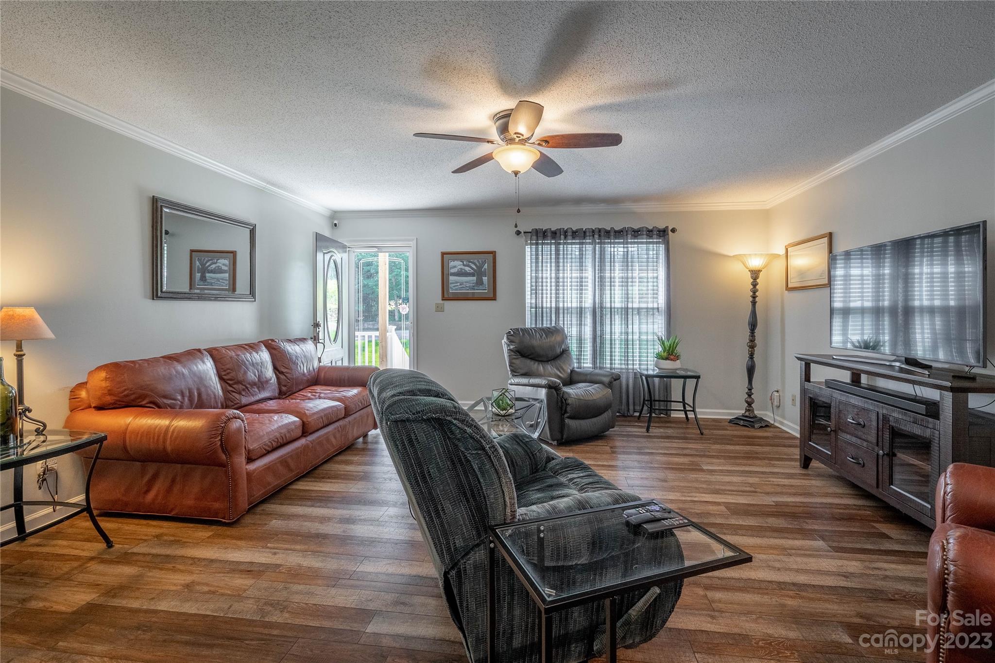 22 Hillside Avenue