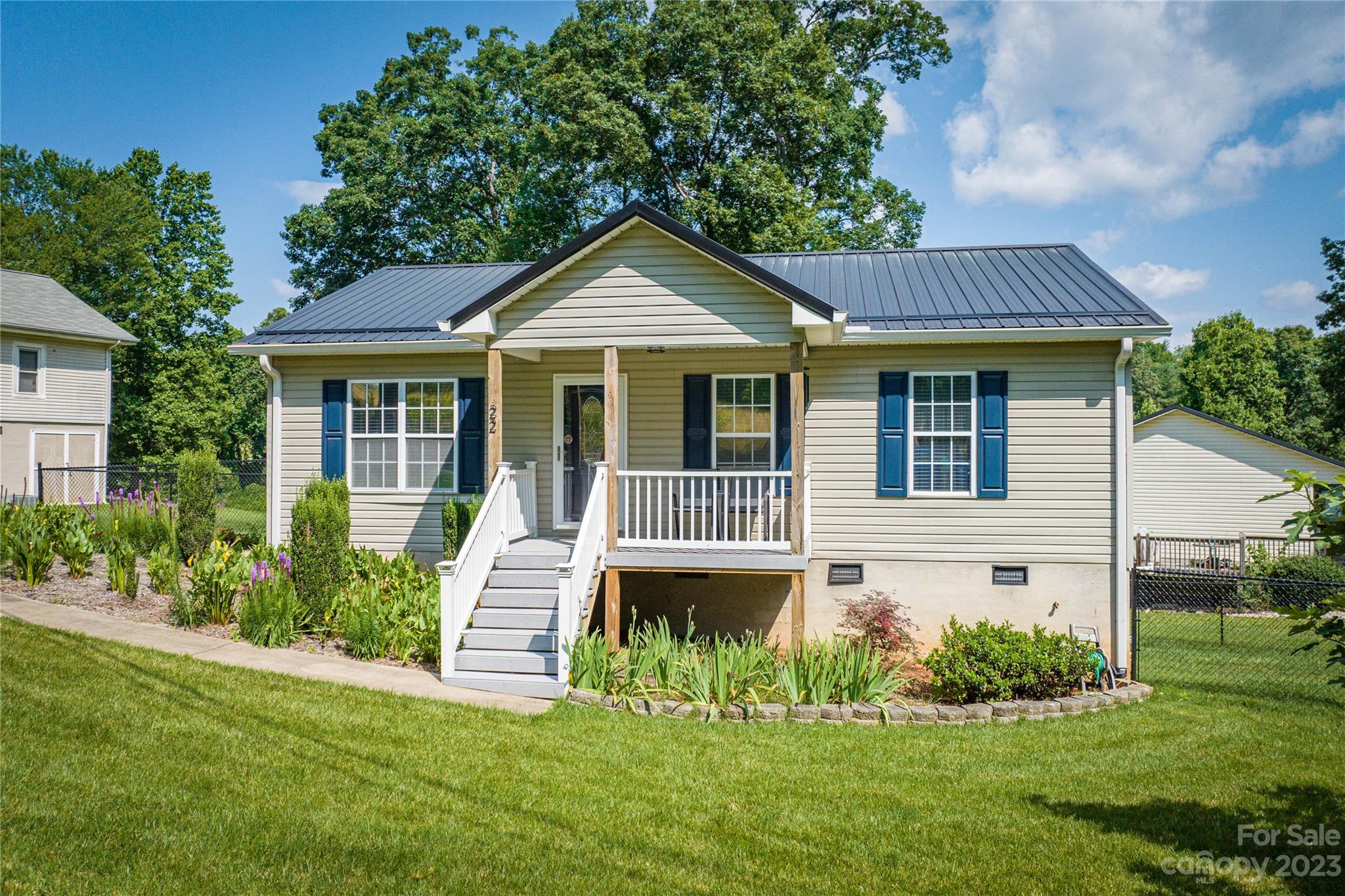 22 Hillside Avenue