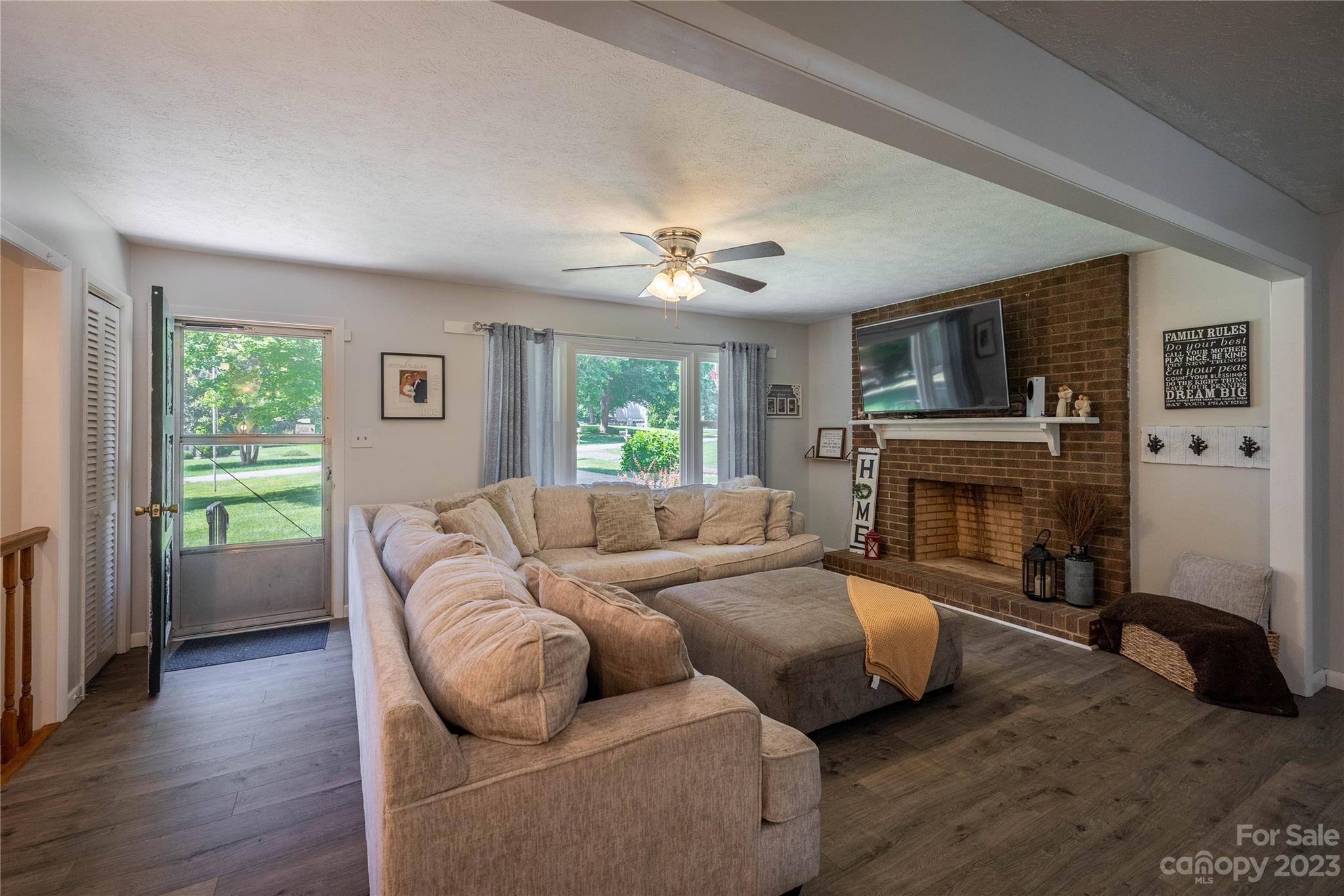 207 Northwood Drive