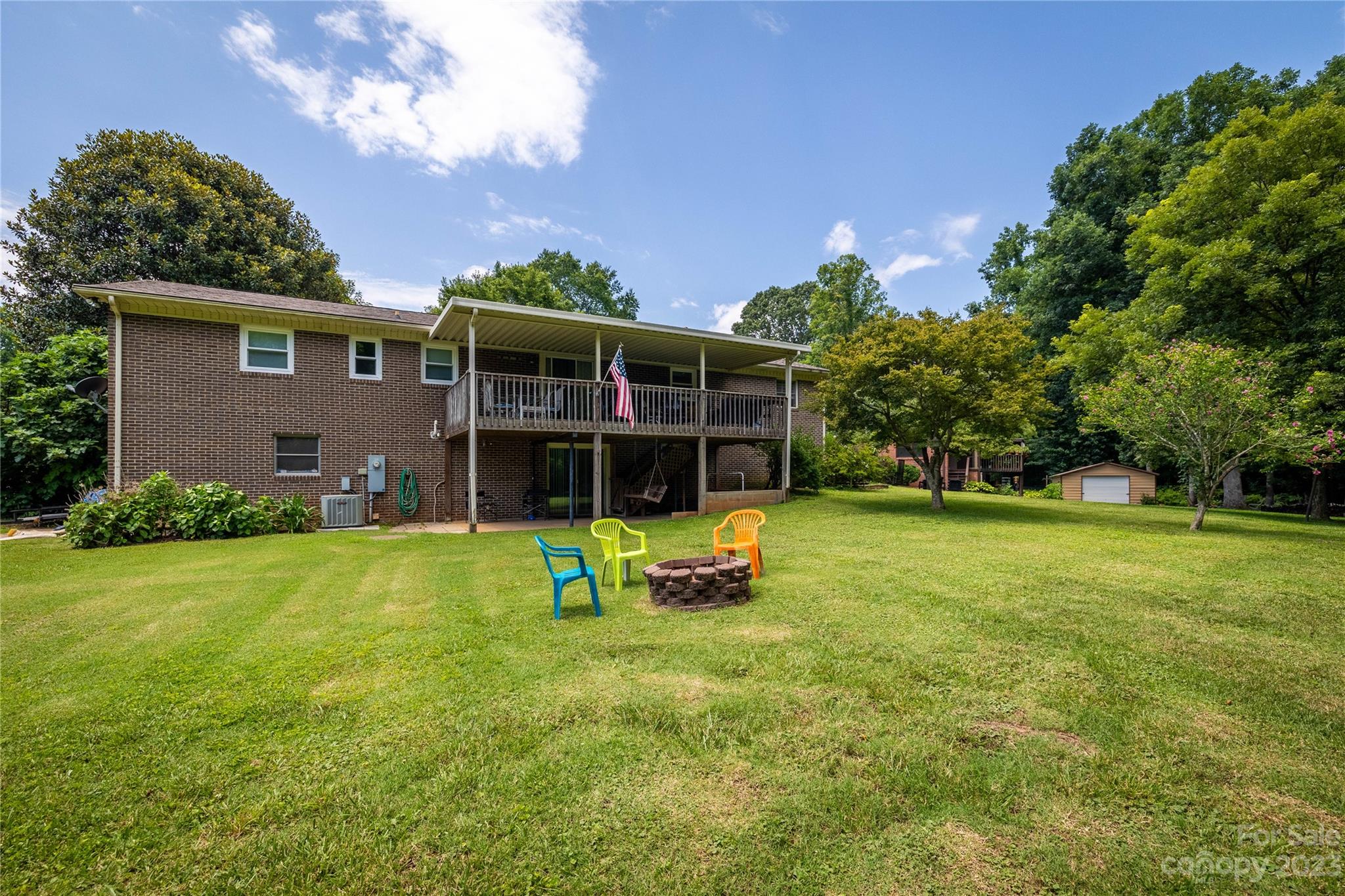 207 Northwood Drive