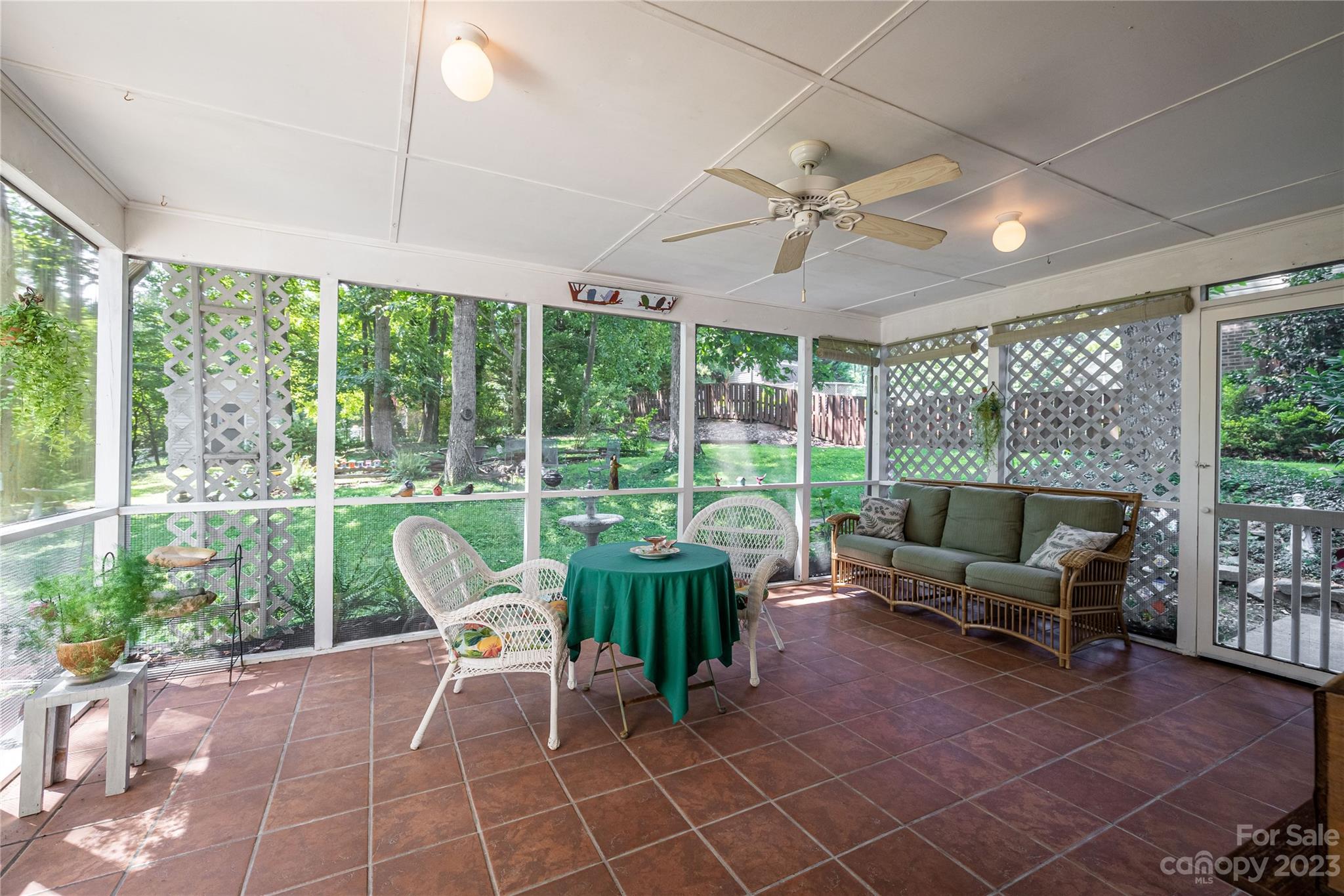 102 Oak Dale Lane