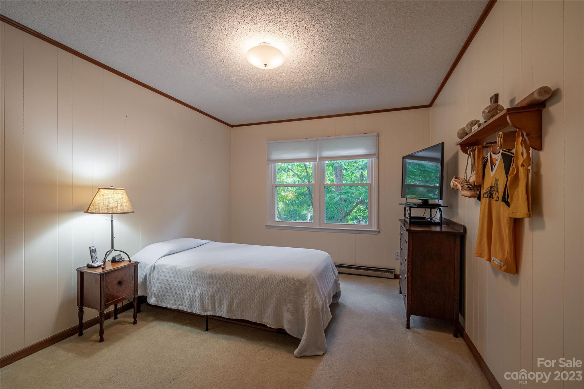 102 Oak Dale Lane