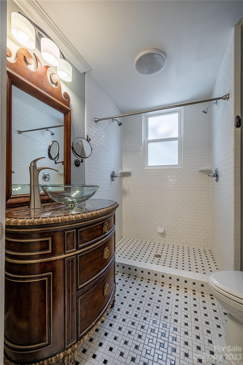 308 N Green Street Unit: 4
