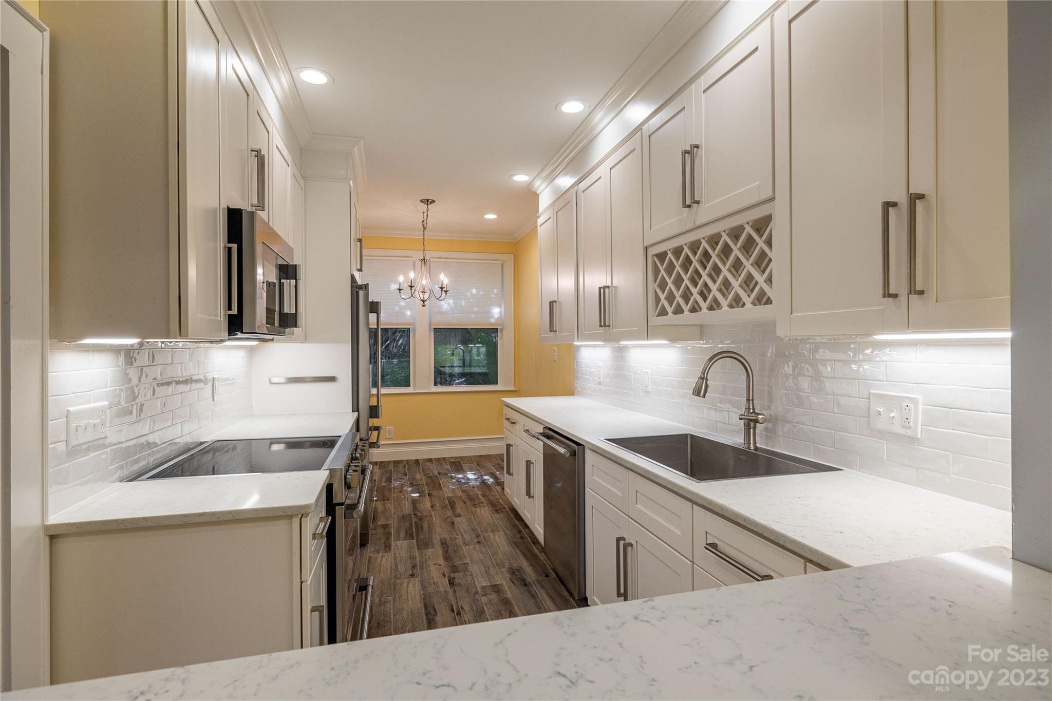308 N Green Street Unit: 4