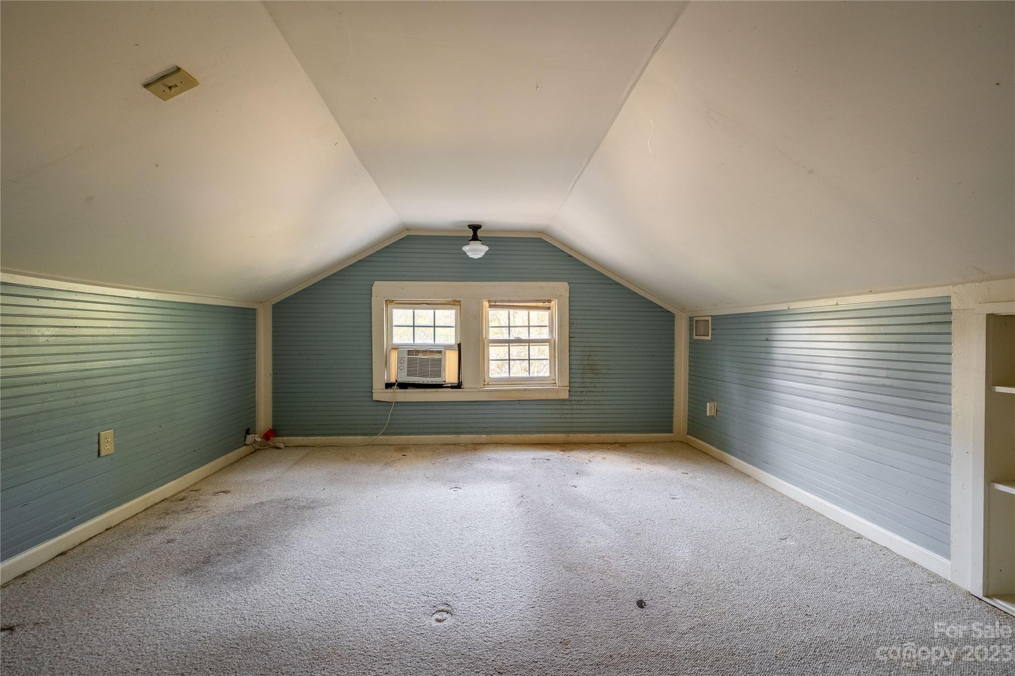 611 Vine Arden Road