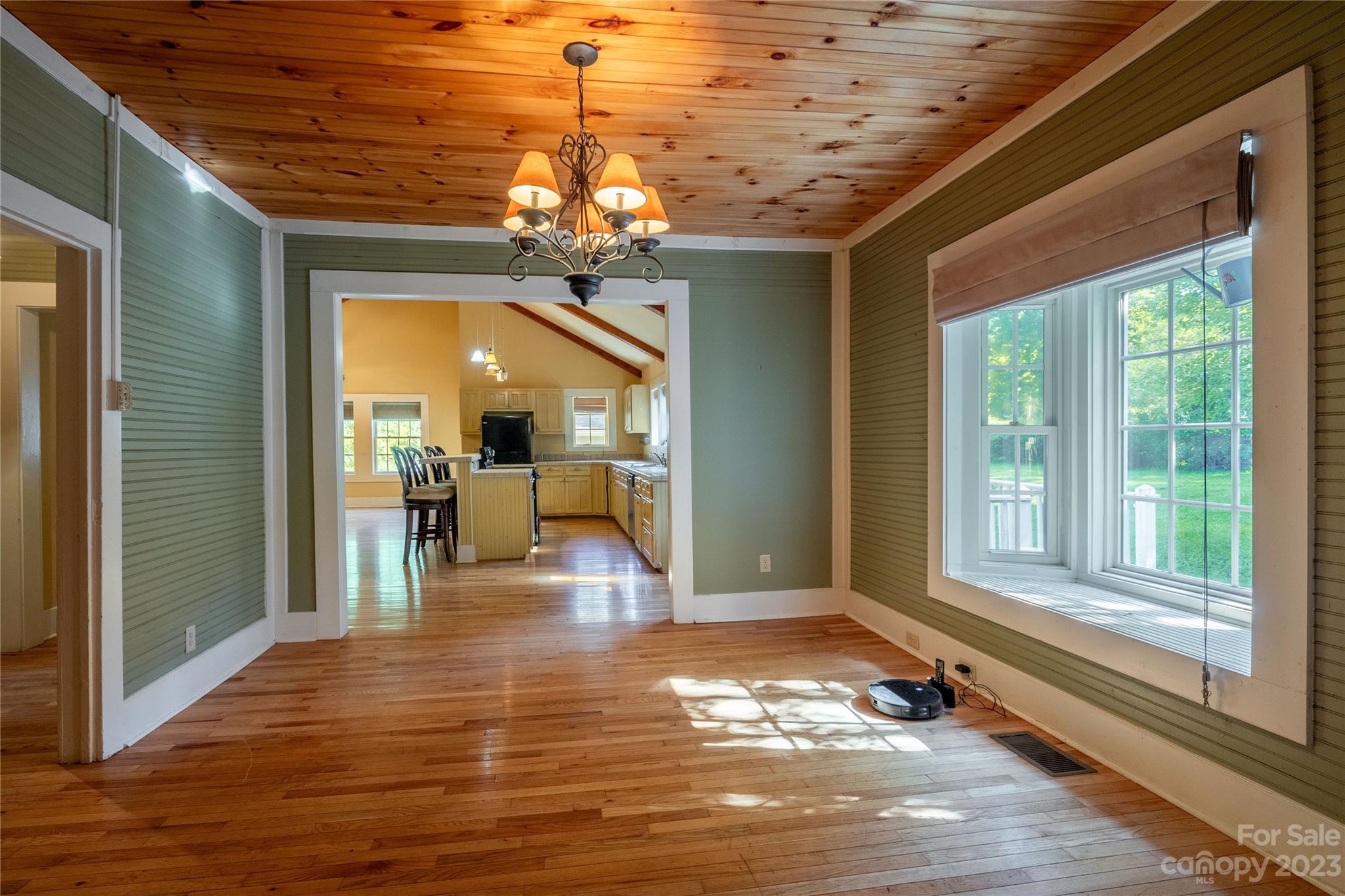 611 Vine Arden Road