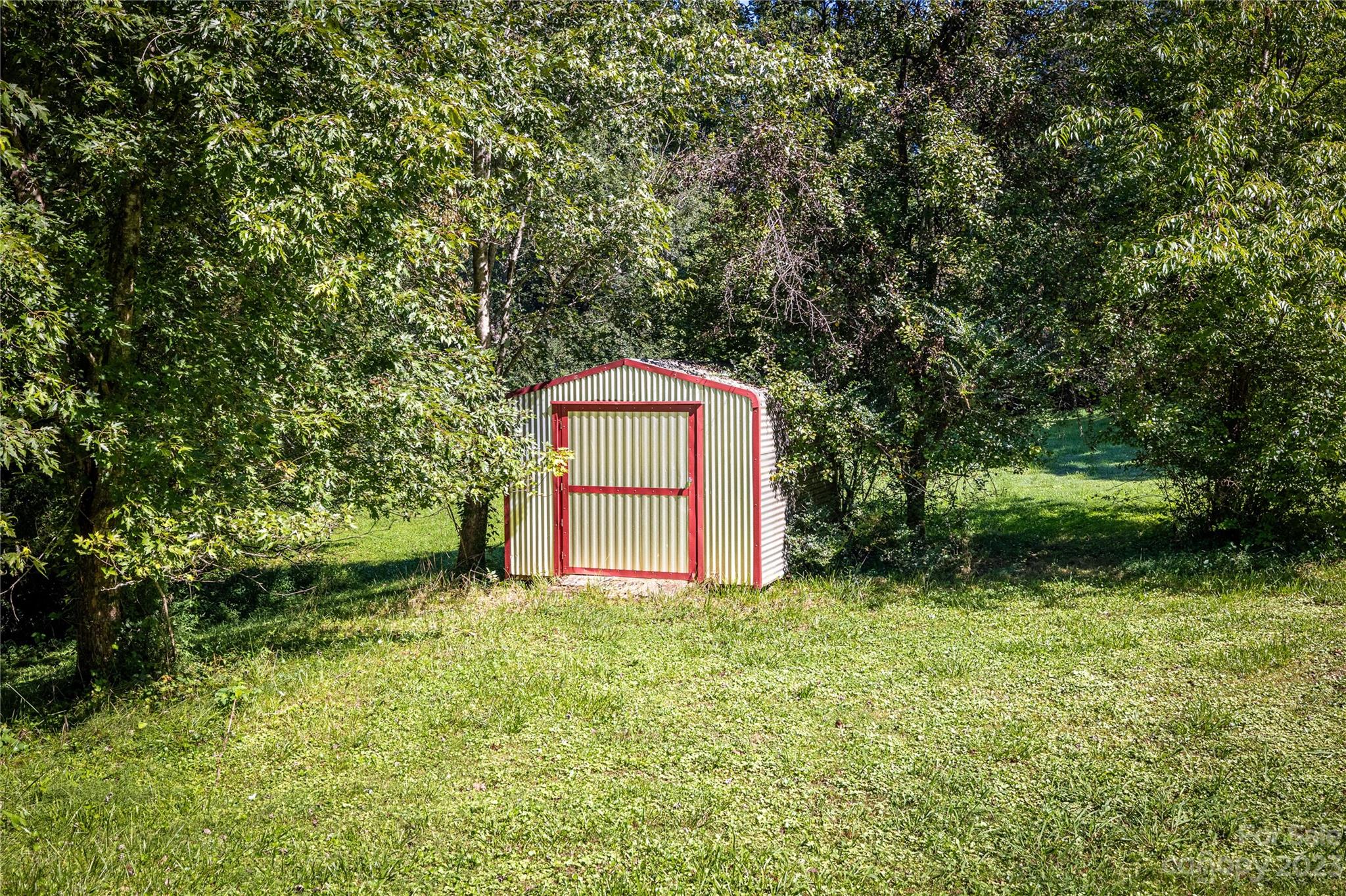 611 Vine Arden Road