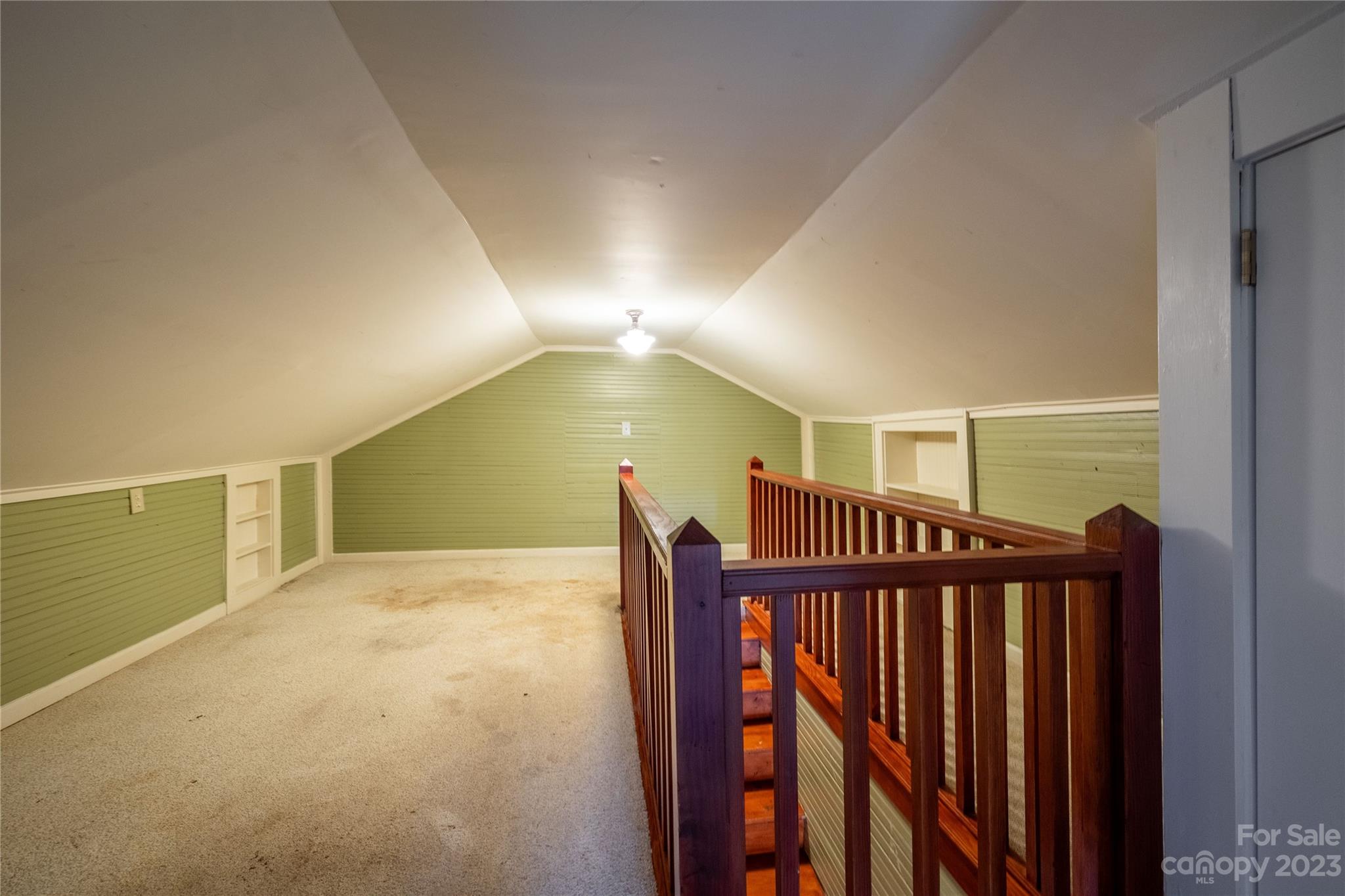 611 Vine Arden Road