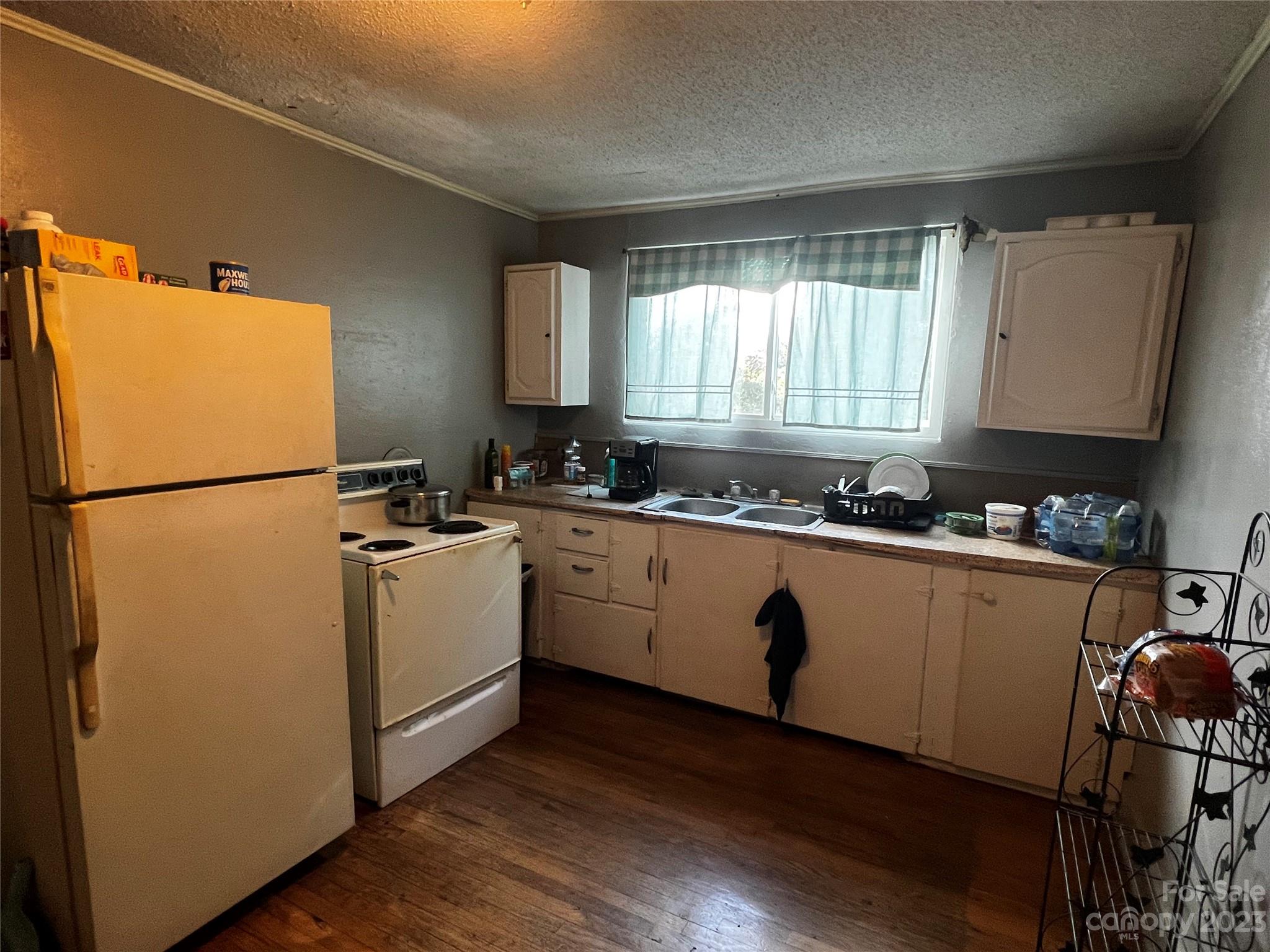 103 Apartment Street