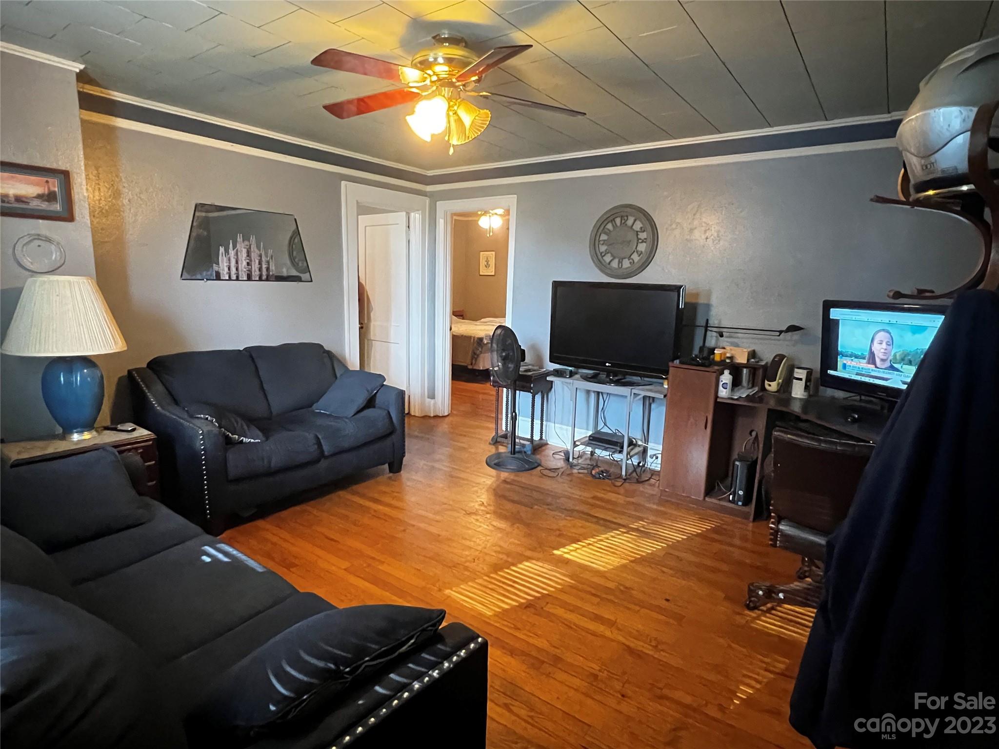 103 Apartment Street