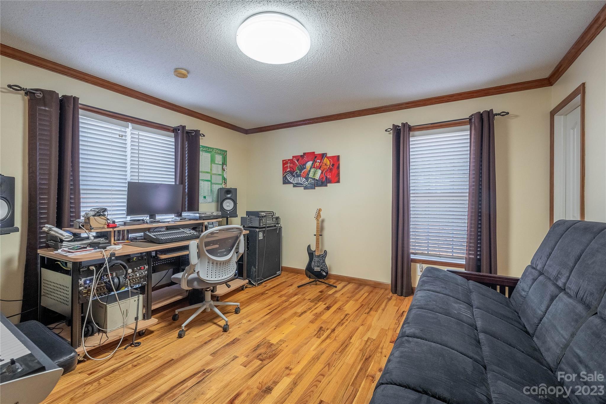 352 Dirty Ankle Road
