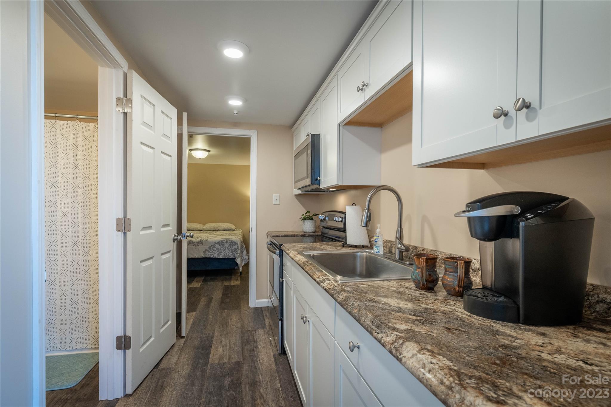 352 Dirty Ankle Road