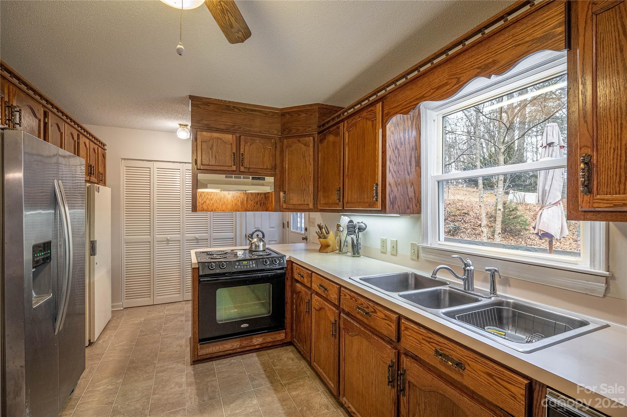 312 Inglewood Drive