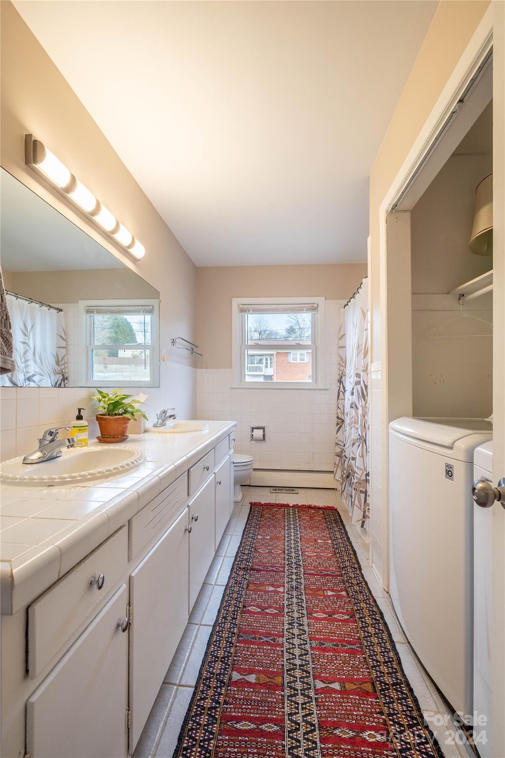 118 Whitley Road