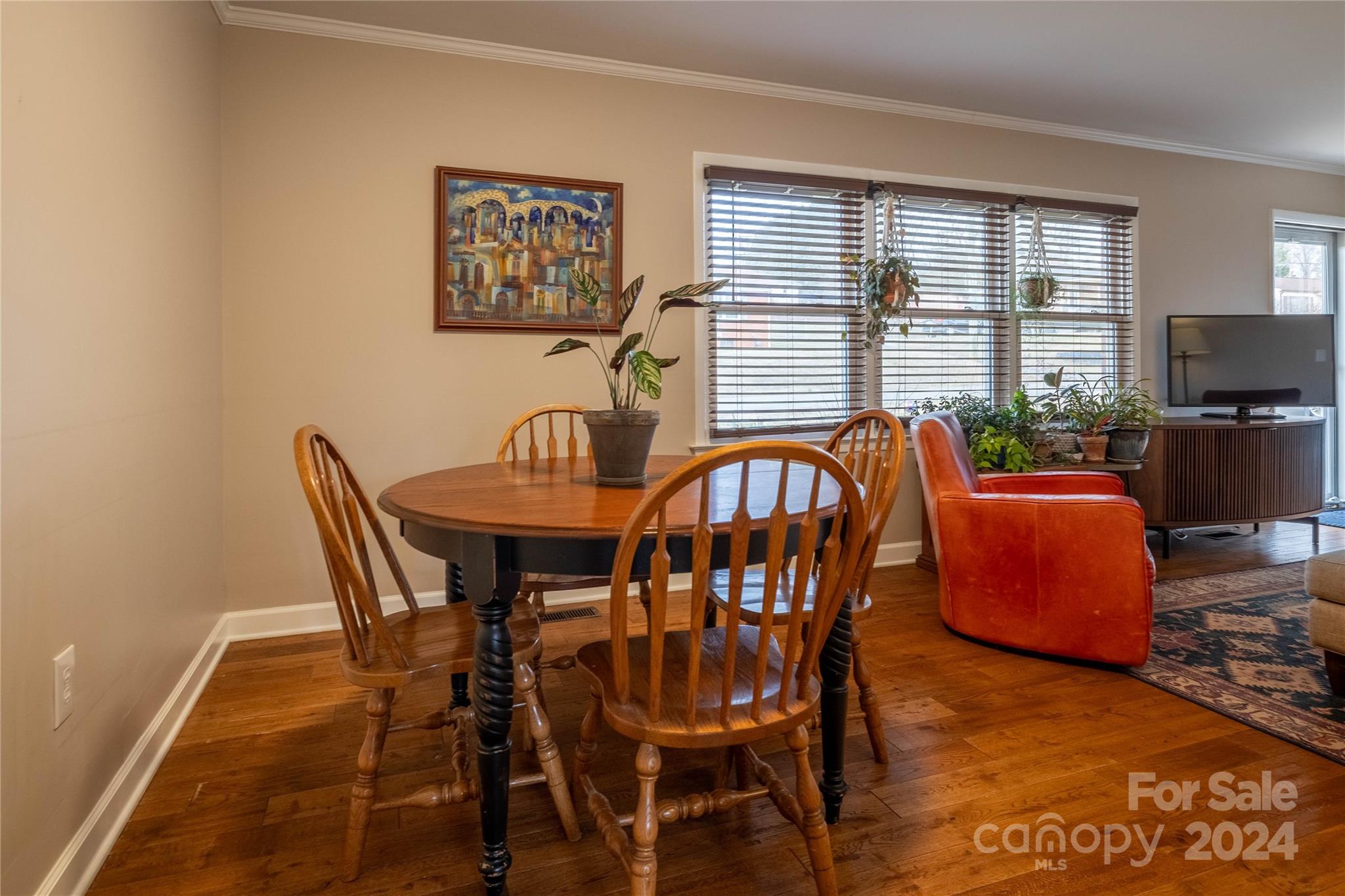 118 Whitley Road