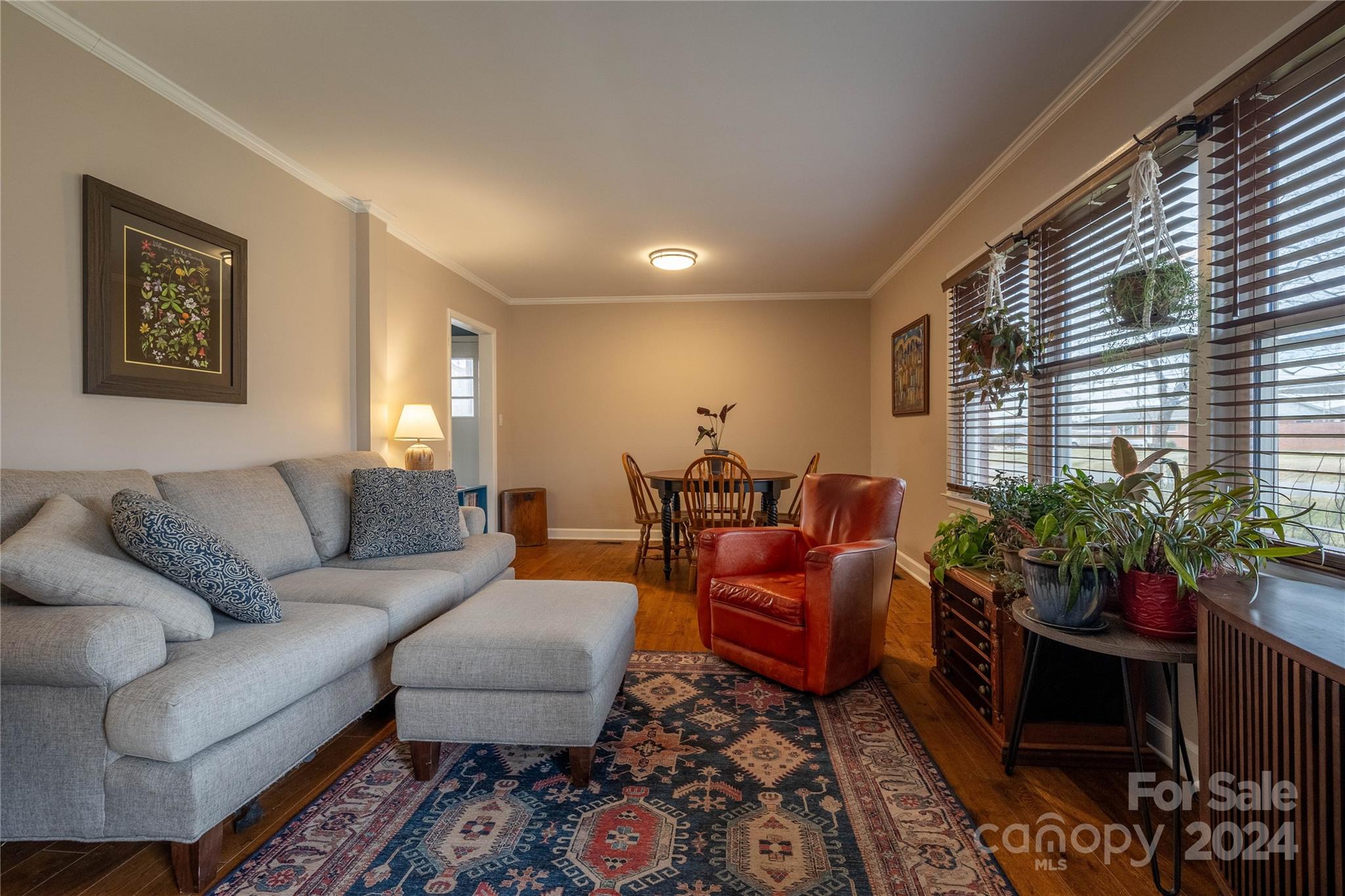 118 Whitley Road