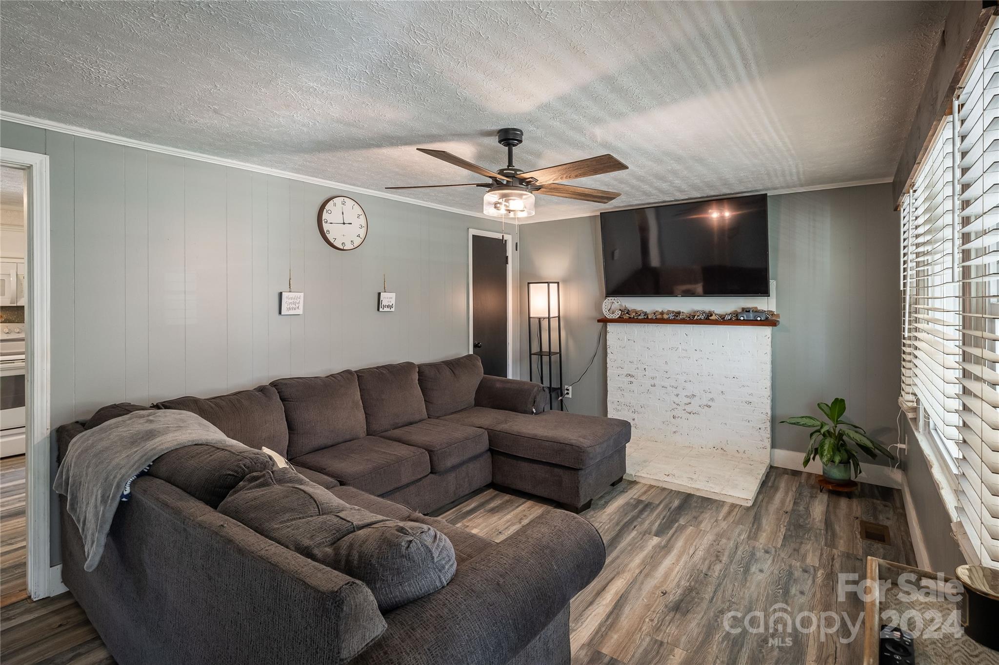 3678 Vantage Heights Circle