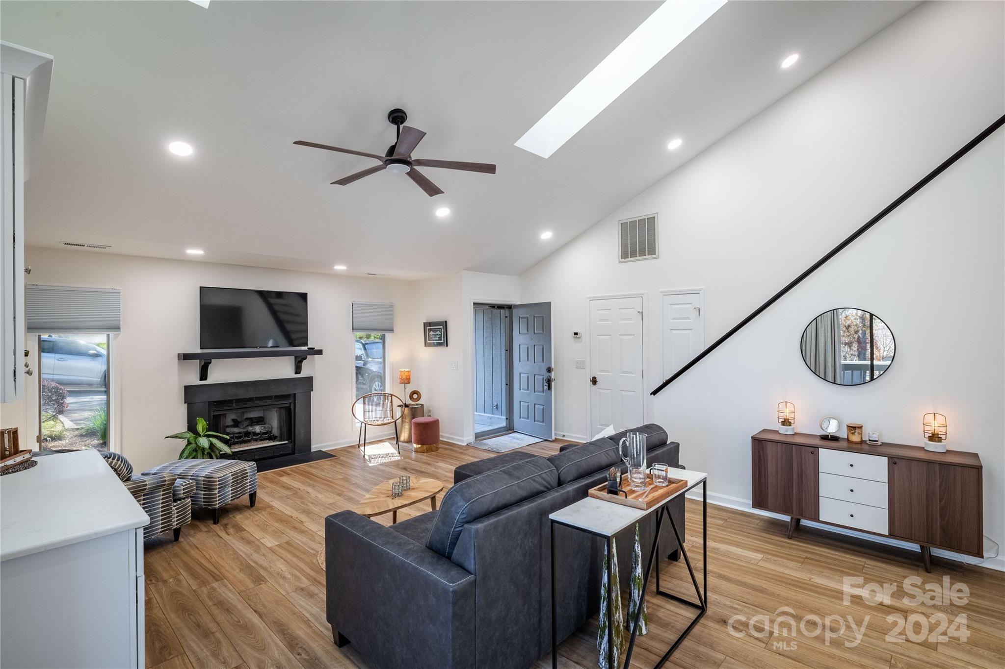 600 Independence Trail