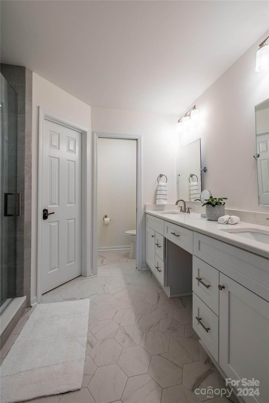 600 Independence Trail