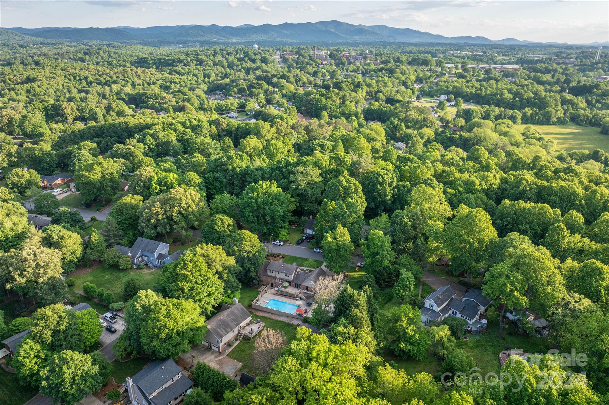 300 Castlegate Drive