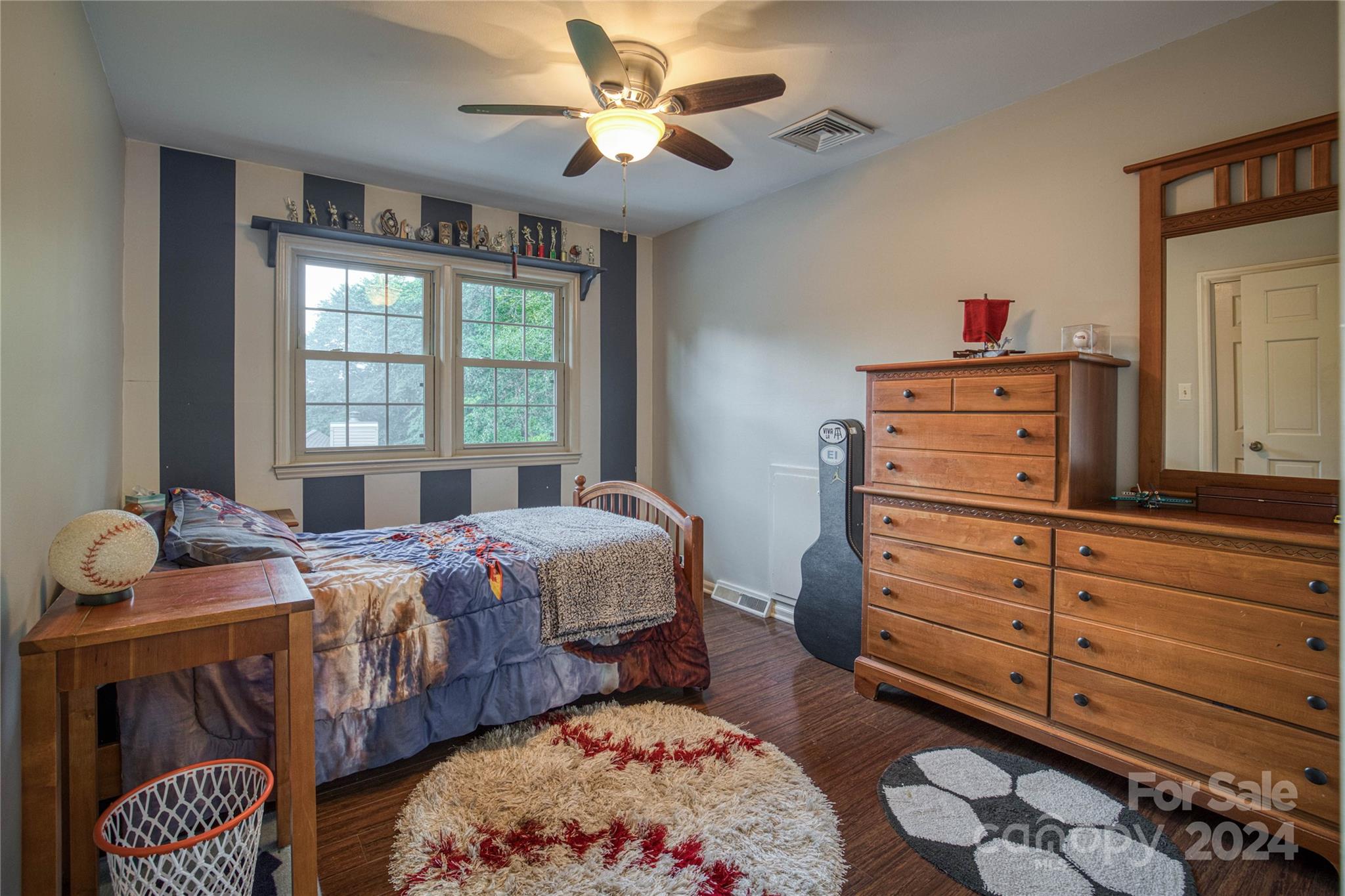 300 Castlegate Drive