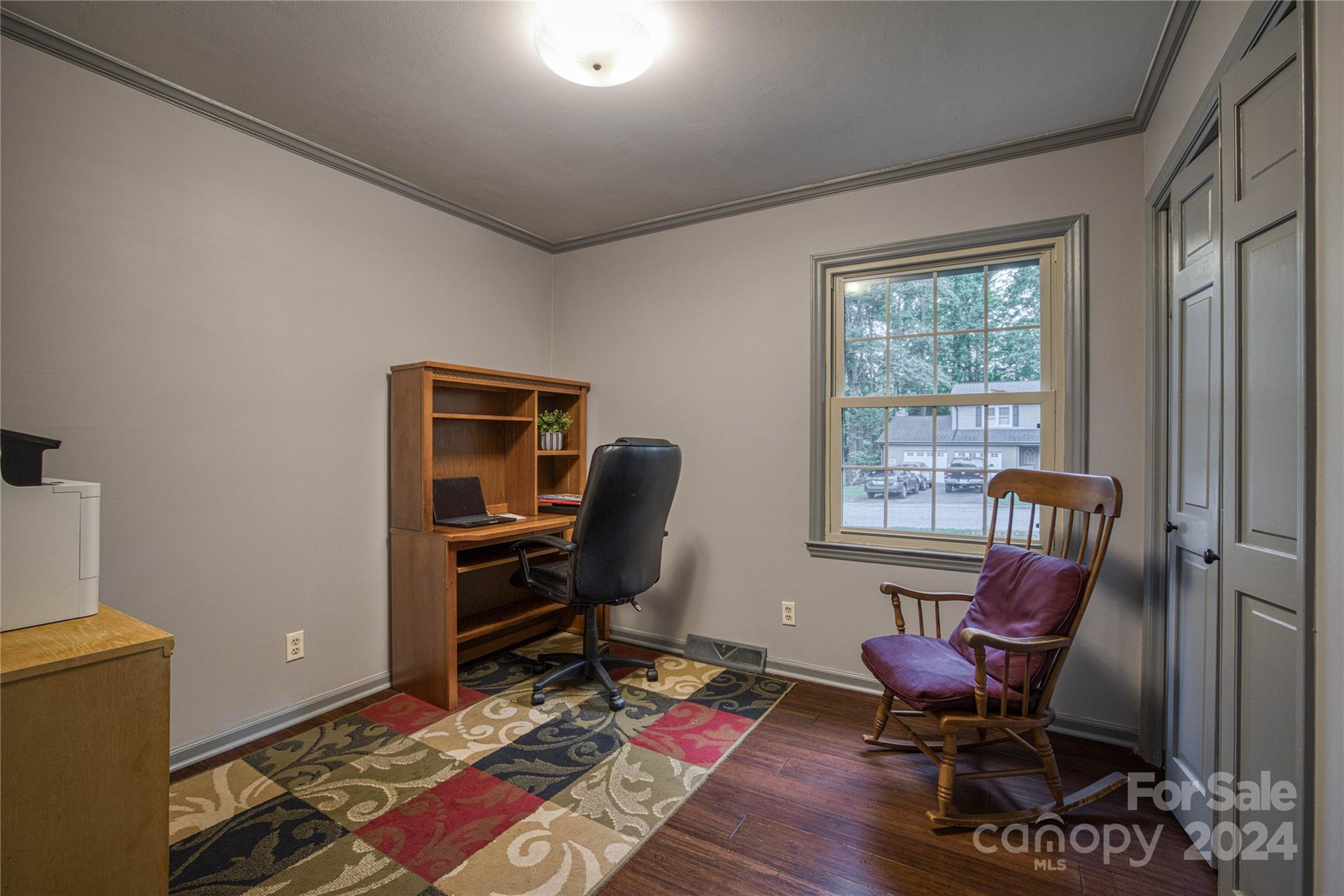 300 Castlegate Drive