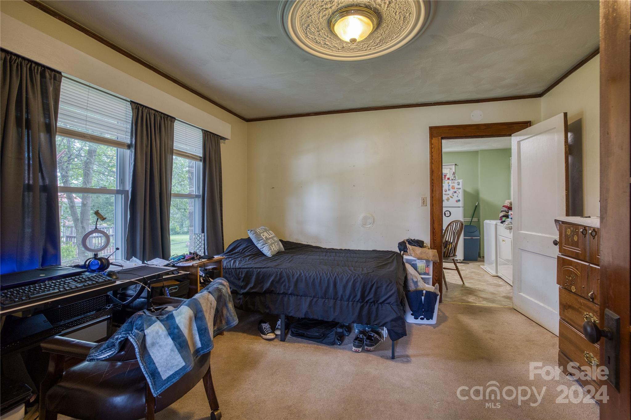 609 Praley Street SW