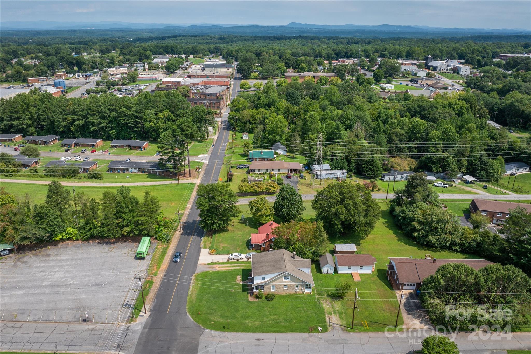 609 Praley Street SW