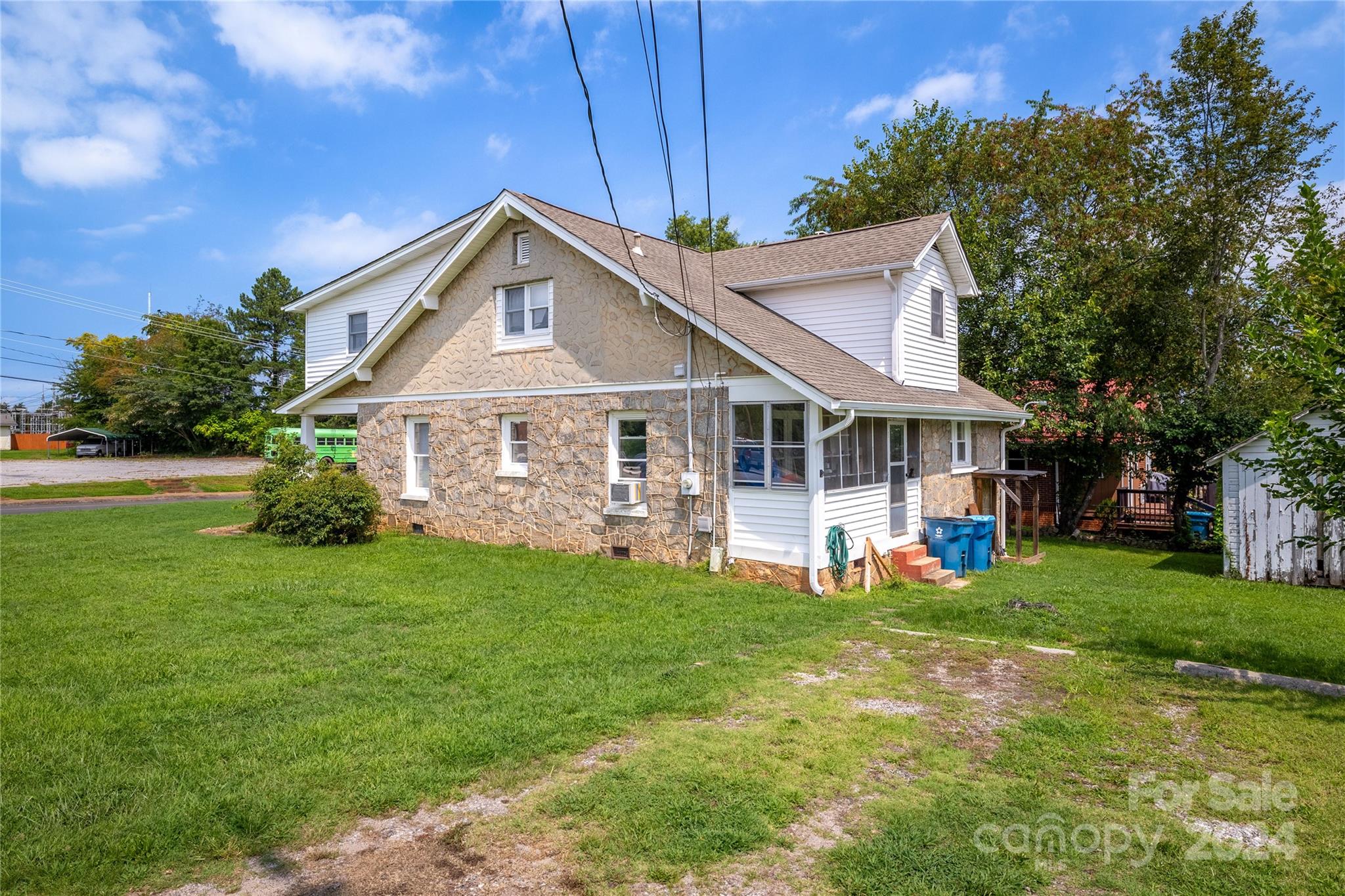 609 Praley Street SW