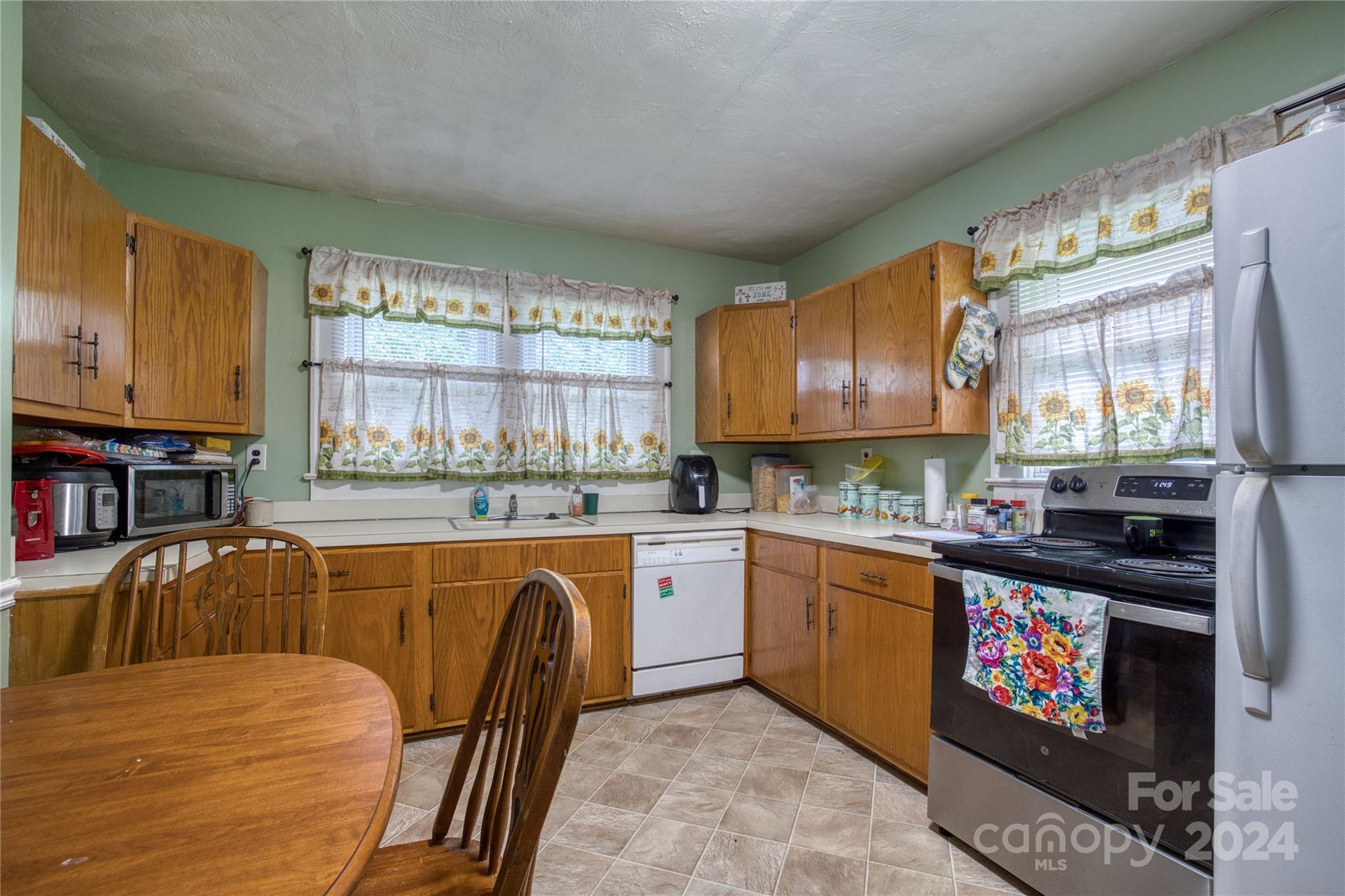 609 Praley Street SW