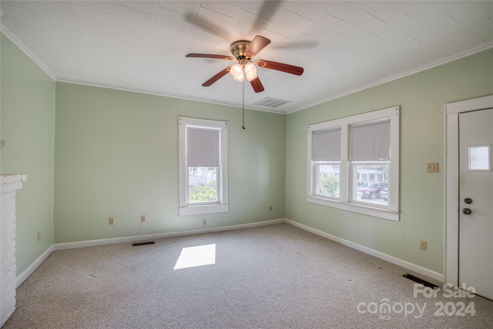 612 Lincoln Avenue NW