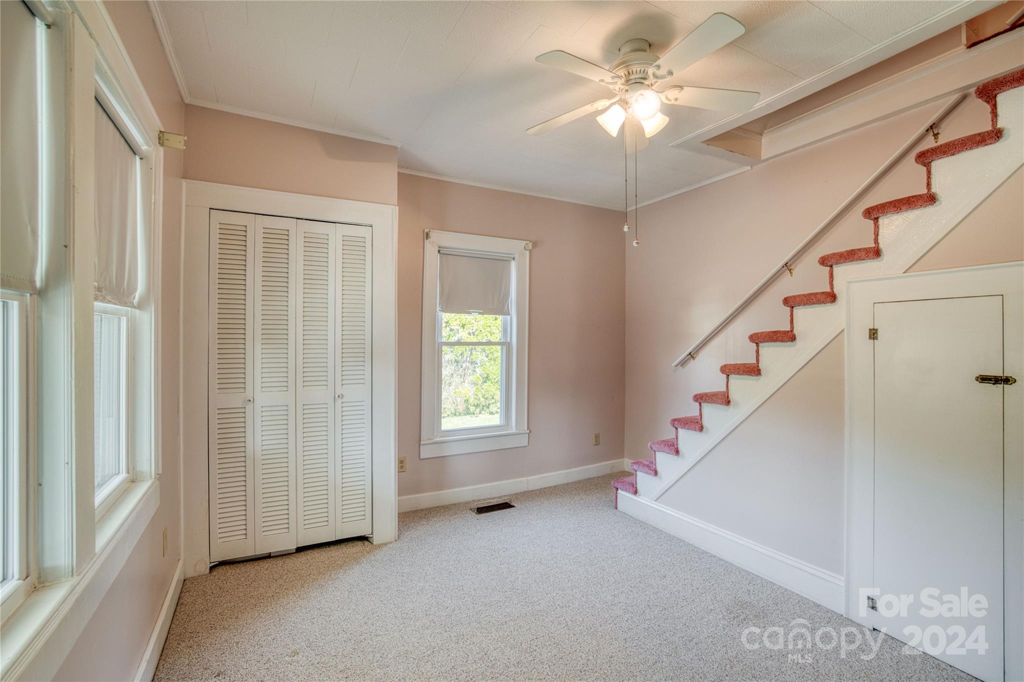 612 Lincoln Avenue NW