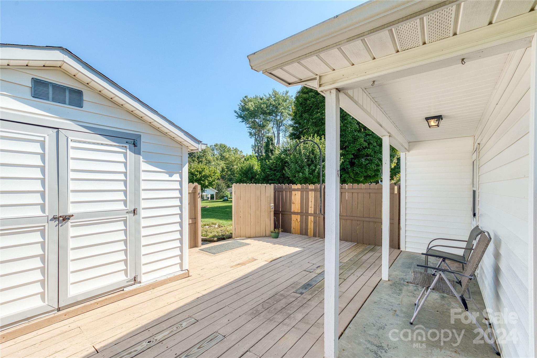 612 Lincoln Avenue NW