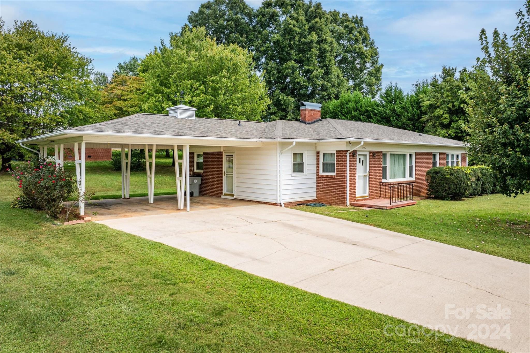 508 Lincoln Lane SW