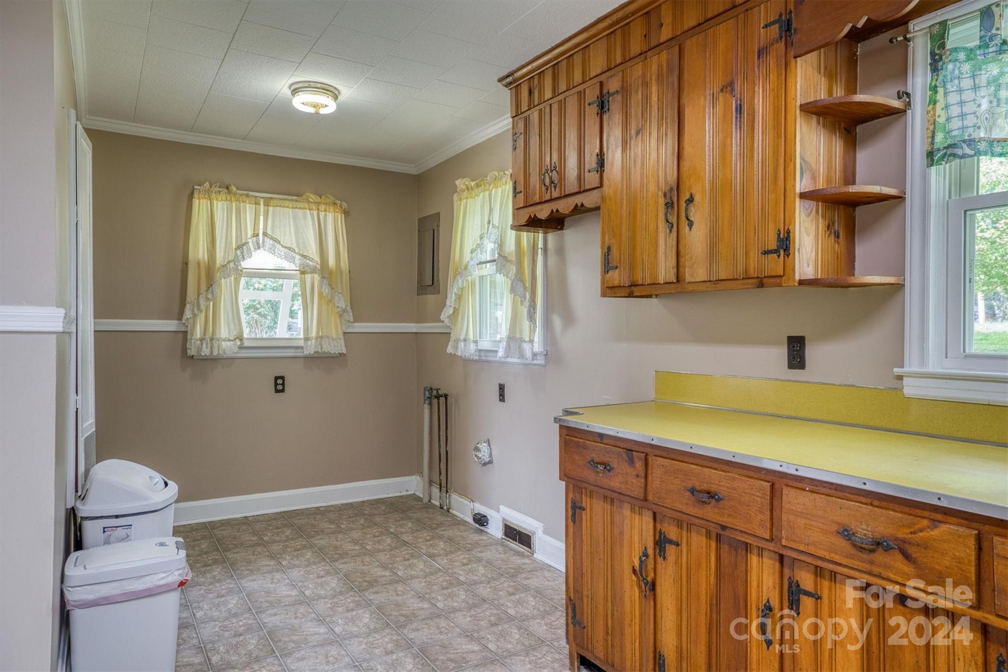508 Lincoln Lane SW