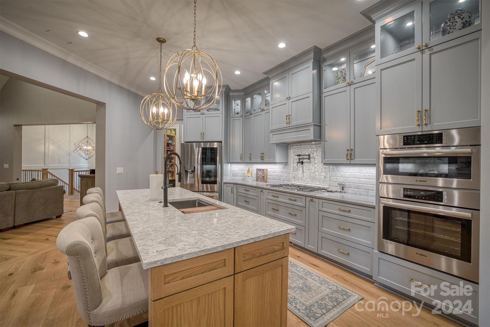 1253 Cordova Drive