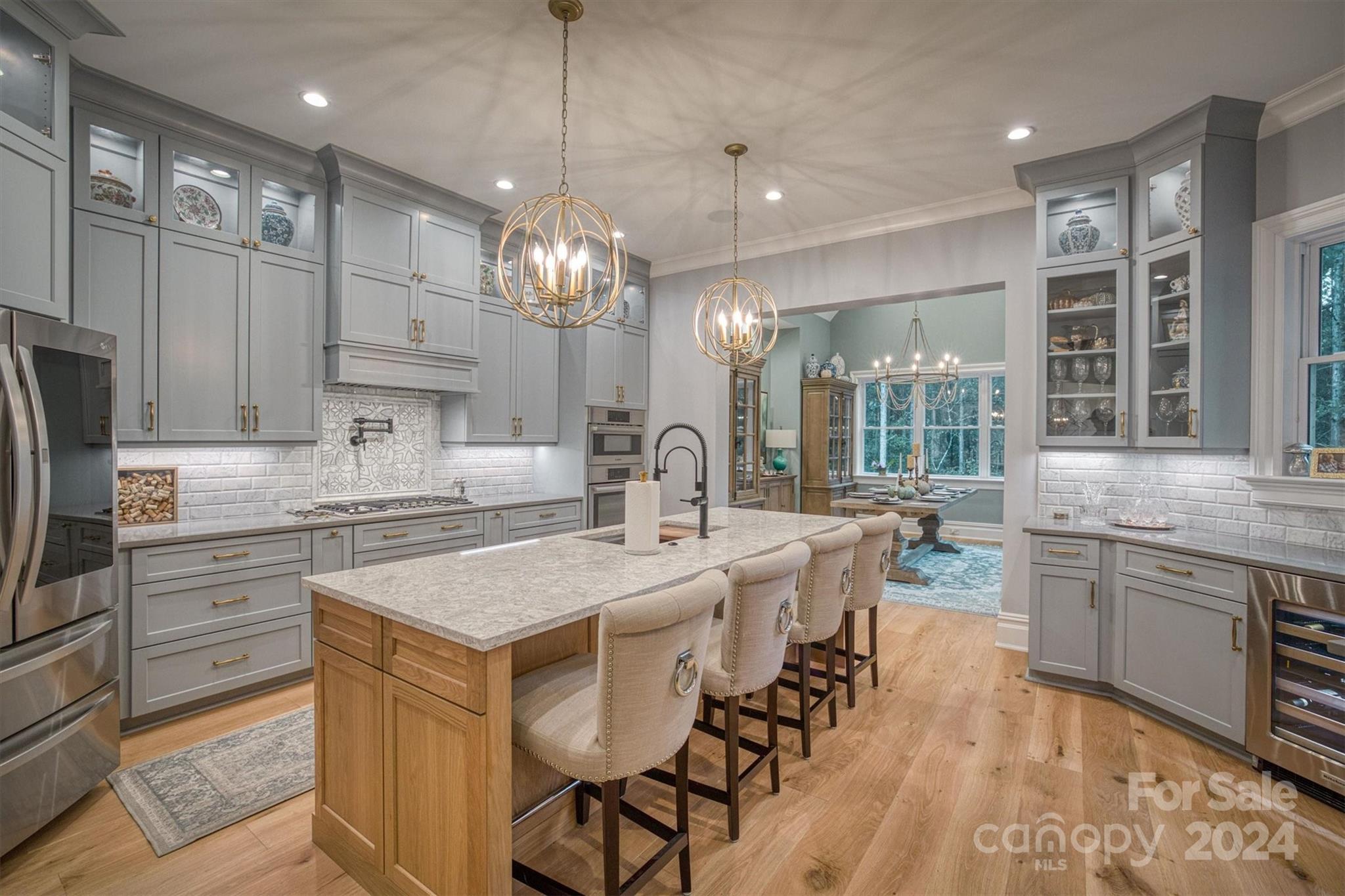 1253 Cordova Drive
