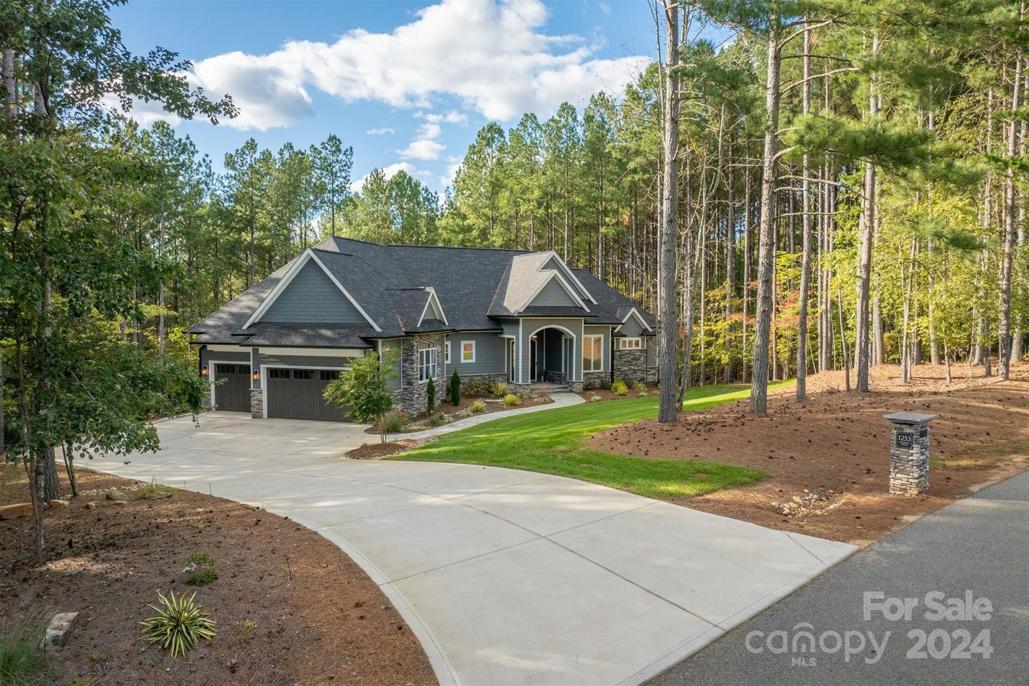 1253 Cordova Drive
