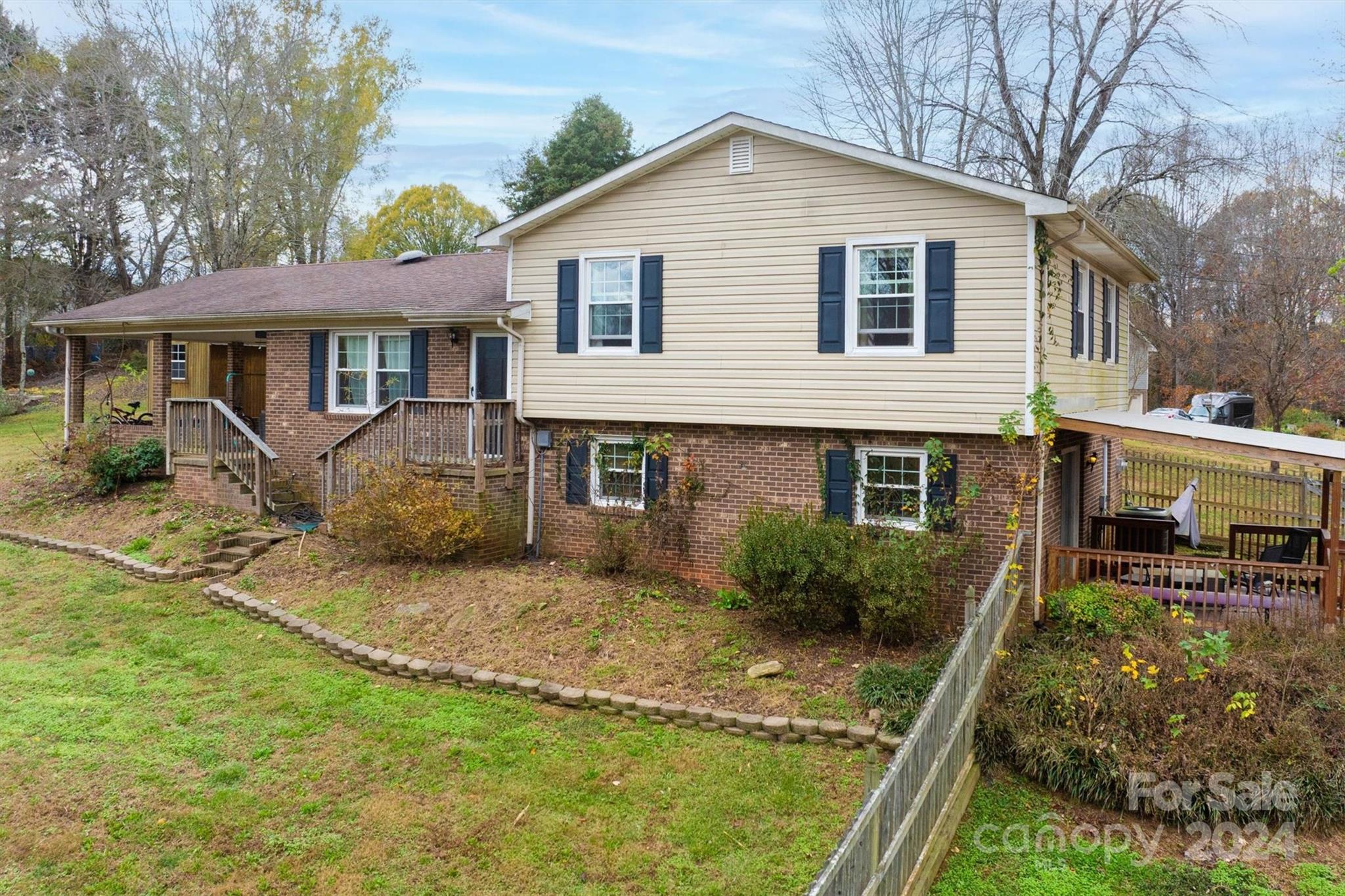 3842 22nd Street Court NE