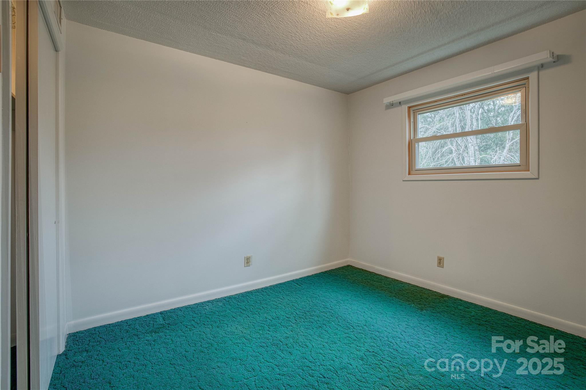 3177 Hollyhill Circle