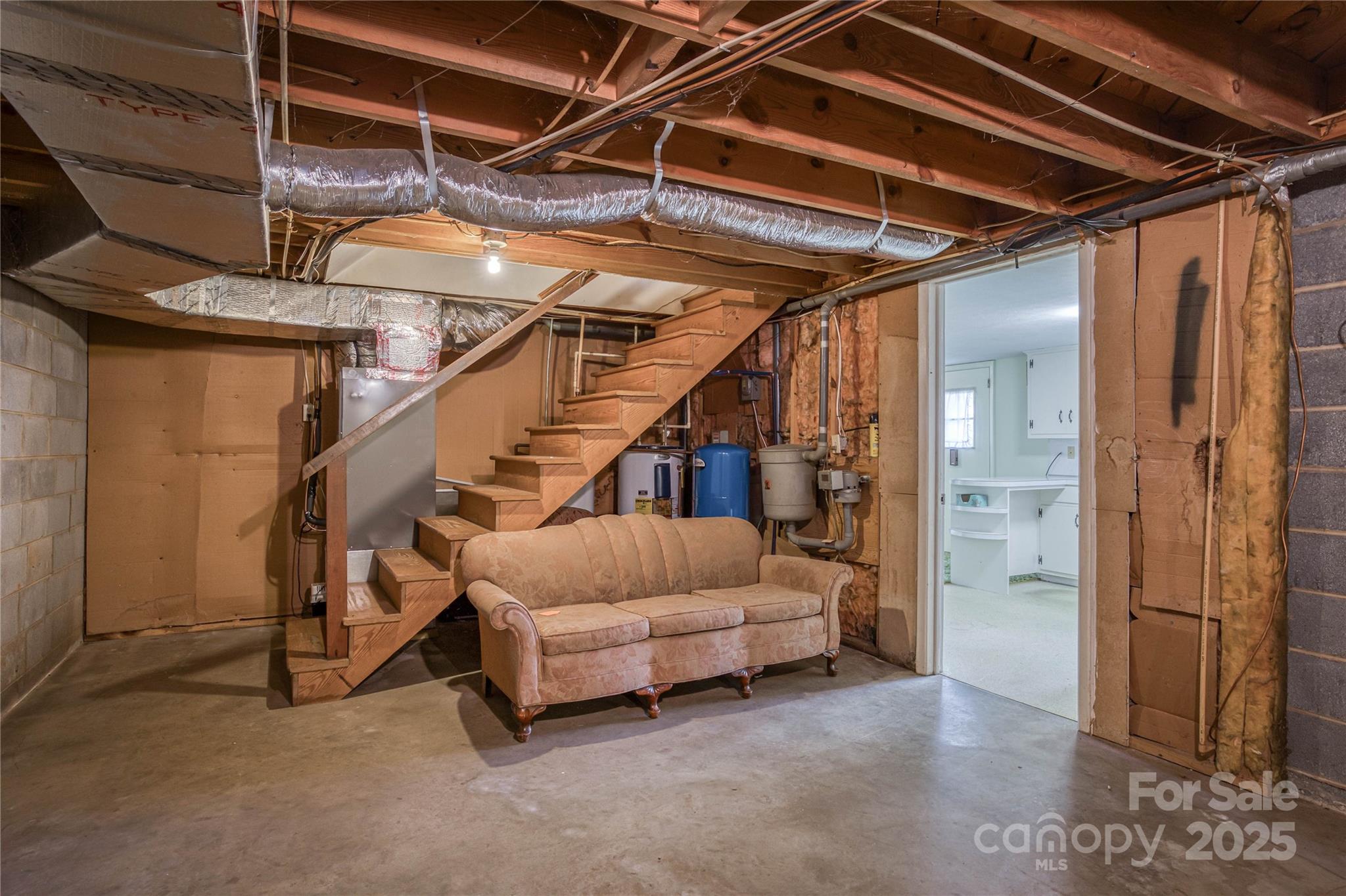 3177 Hollyhill Circle