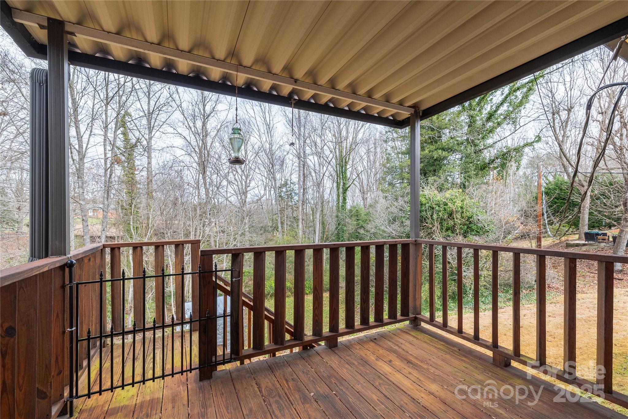 3177 Hollyhill Circle