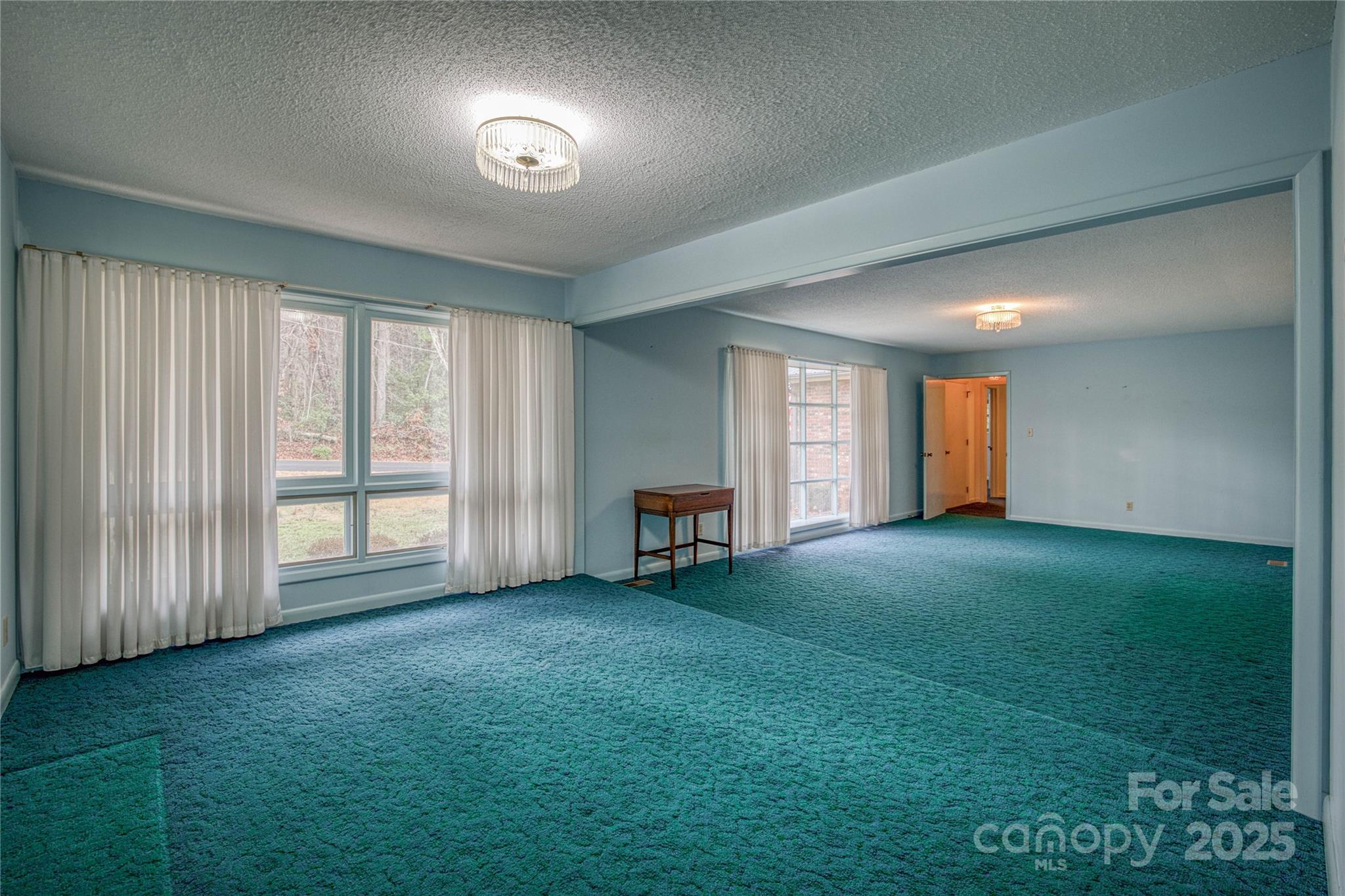 3177 Hollyhill Circle