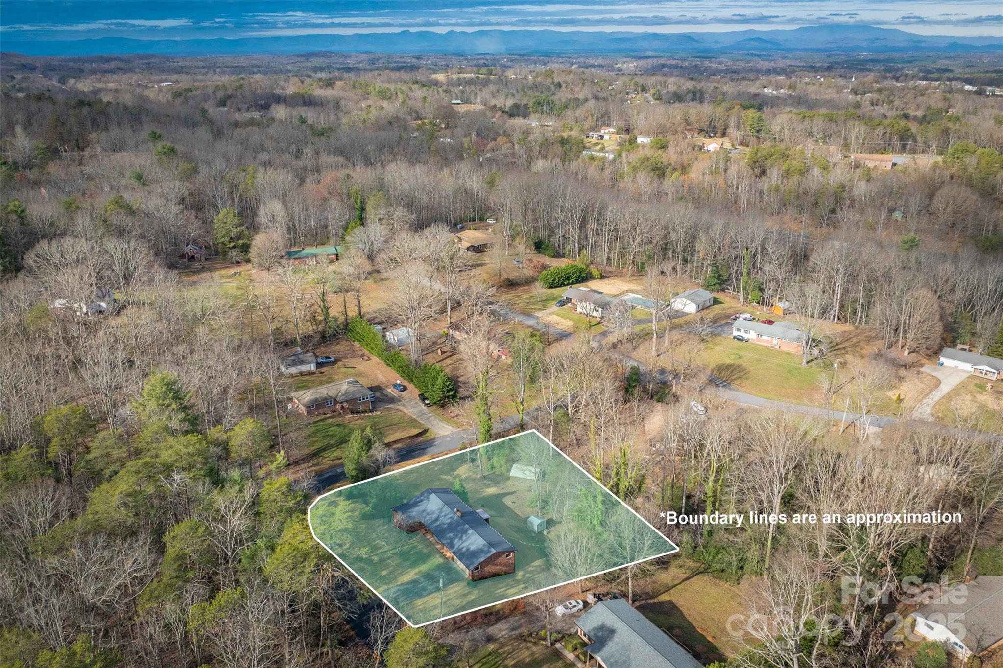 3177 Hollyhill Circle