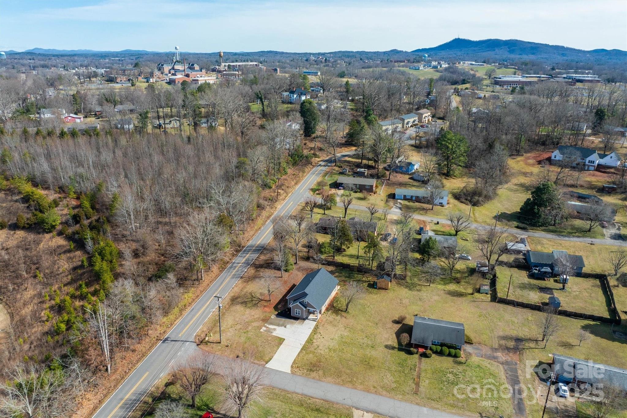 134 Starmount Circle